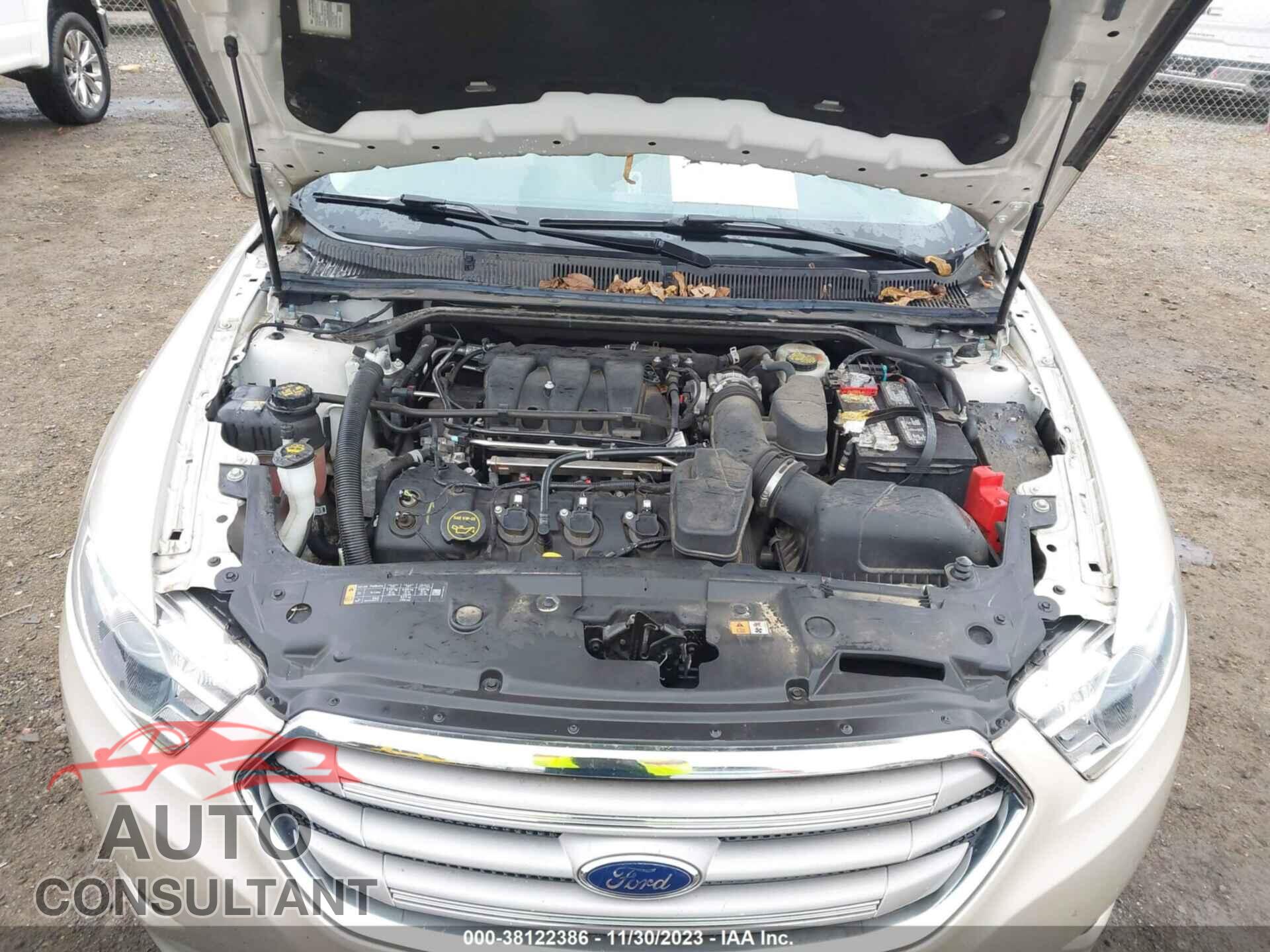 FORD TAURUS 2017 - 1FAHP2E83HG125219