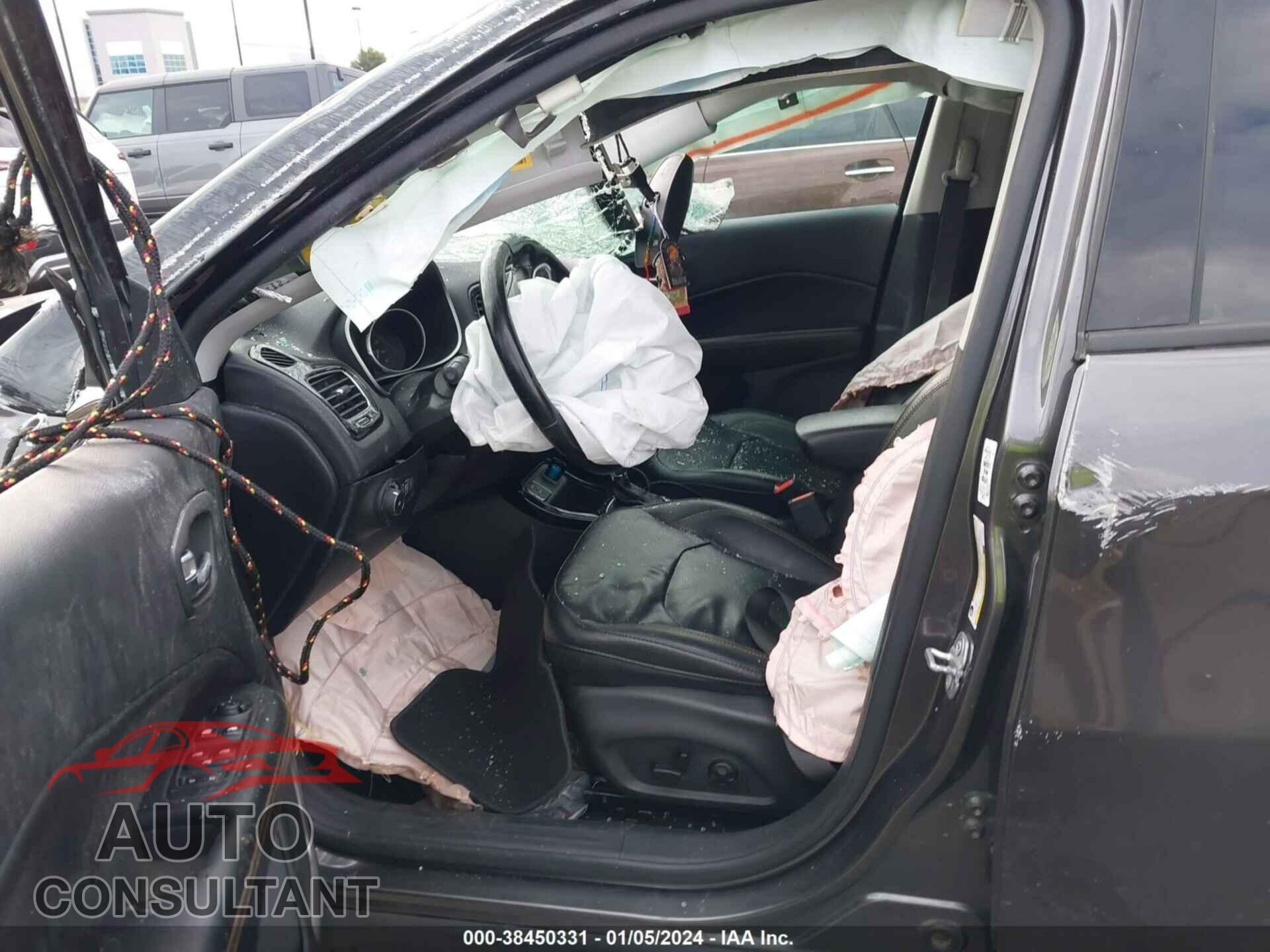 JEEP COMPASS 2020 - 3C4NJCCB3LT165890