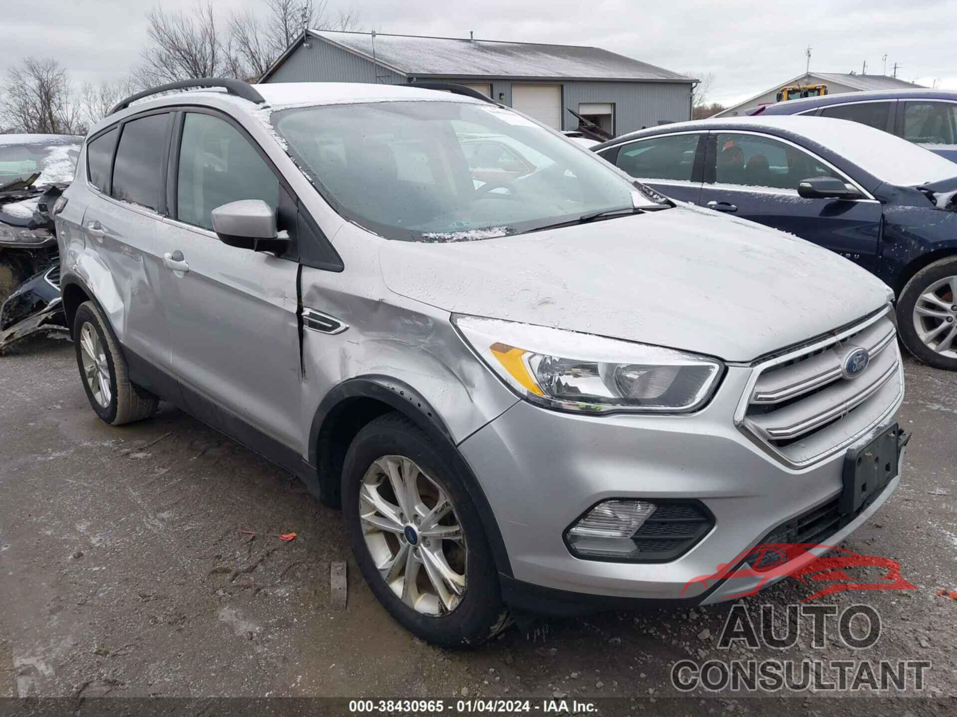 FORD ESCAPE 2018 - 1FMCU0GD8JUD48564