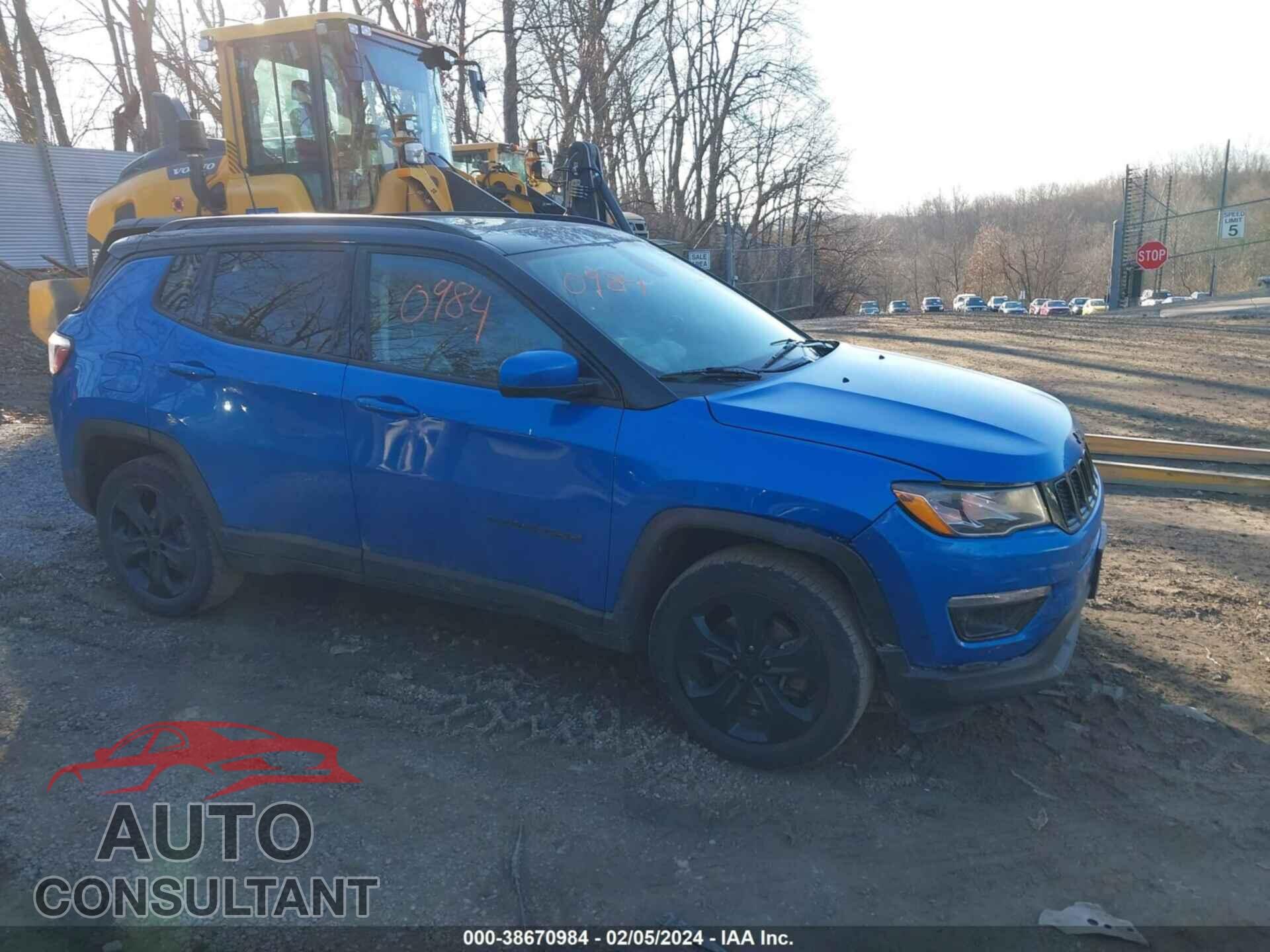 JEEP COMPASS 2018 - 3C4NJDBB1JT453430