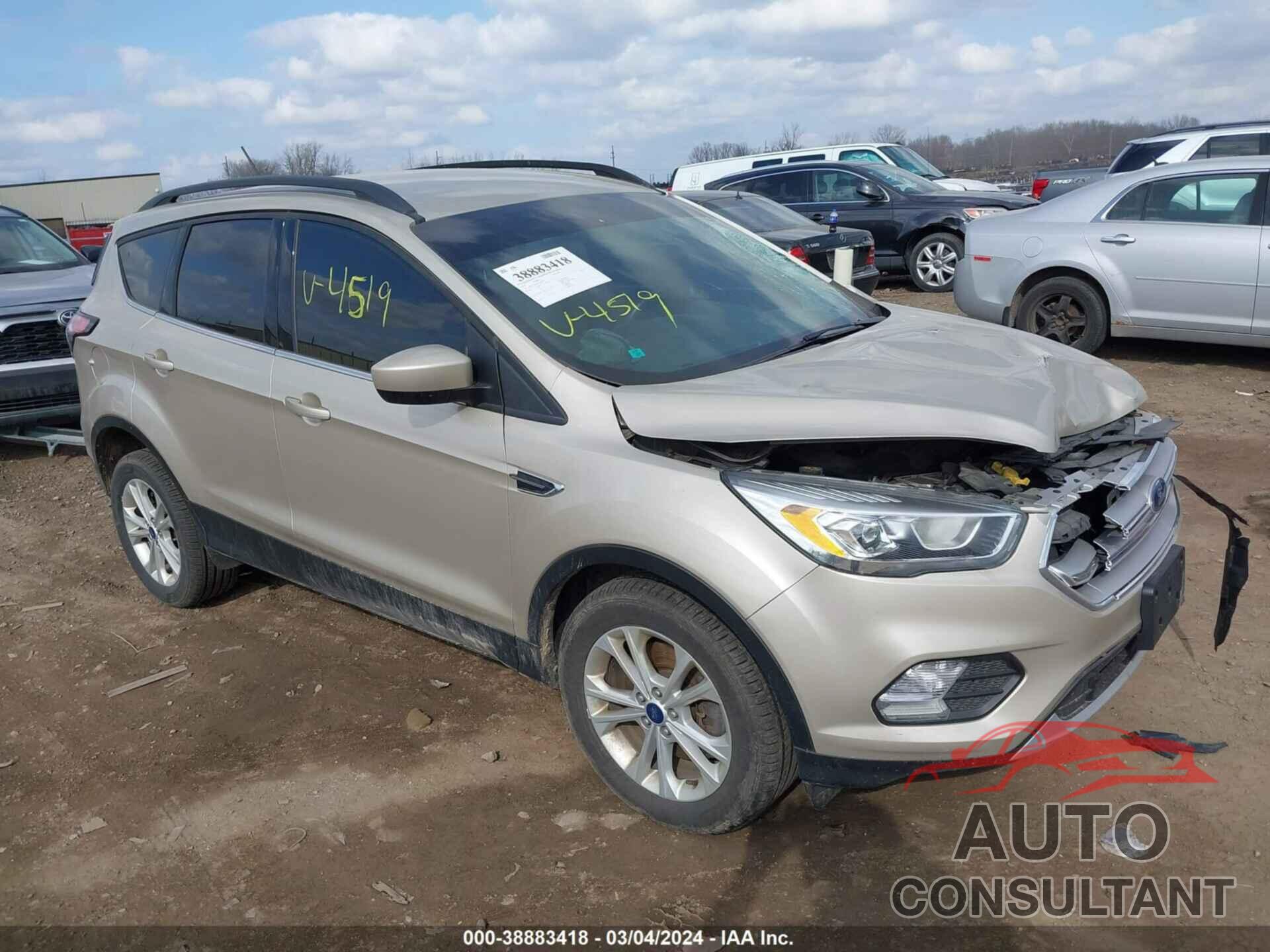 FORD ESCAPE 2018 - 1FMCU9HD7JUA34519
