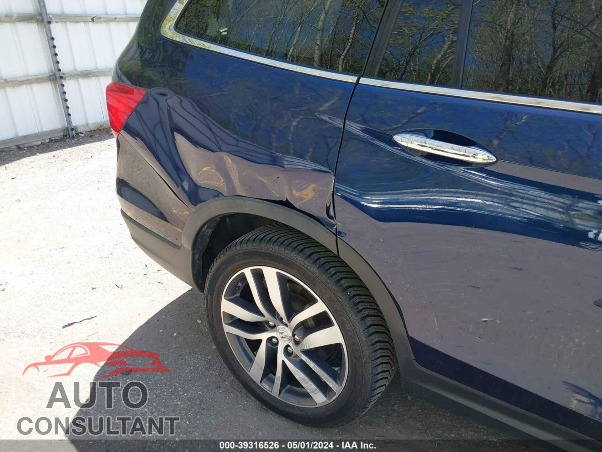 HONDA PILOT 2017 - 5FNYF6H93HB037077