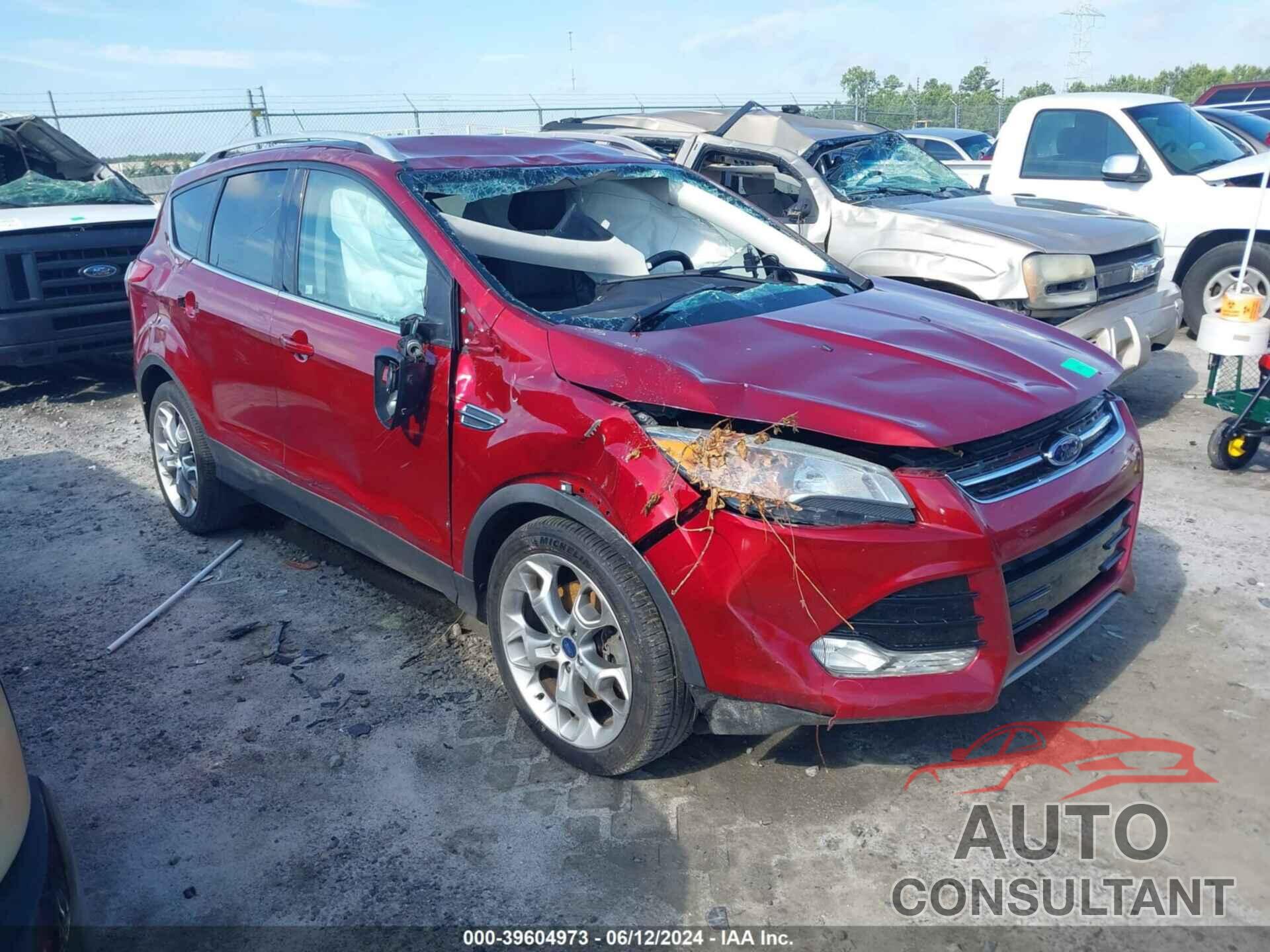 FORD ESCAPE 2016 - 1FMCU0J92GUA06525