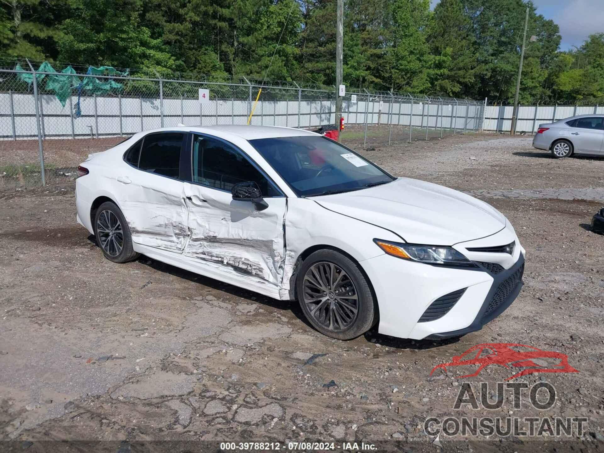 TOYOTA CAMRY 2019 - 4T1B11HK7KU195278