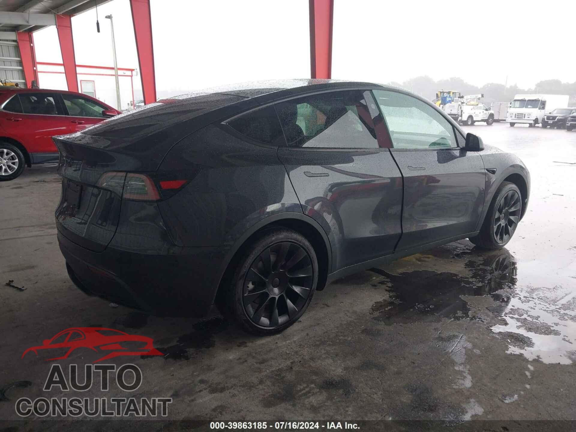 TESLA MODEL Y 2024 - 7SAYGDED5RF036124