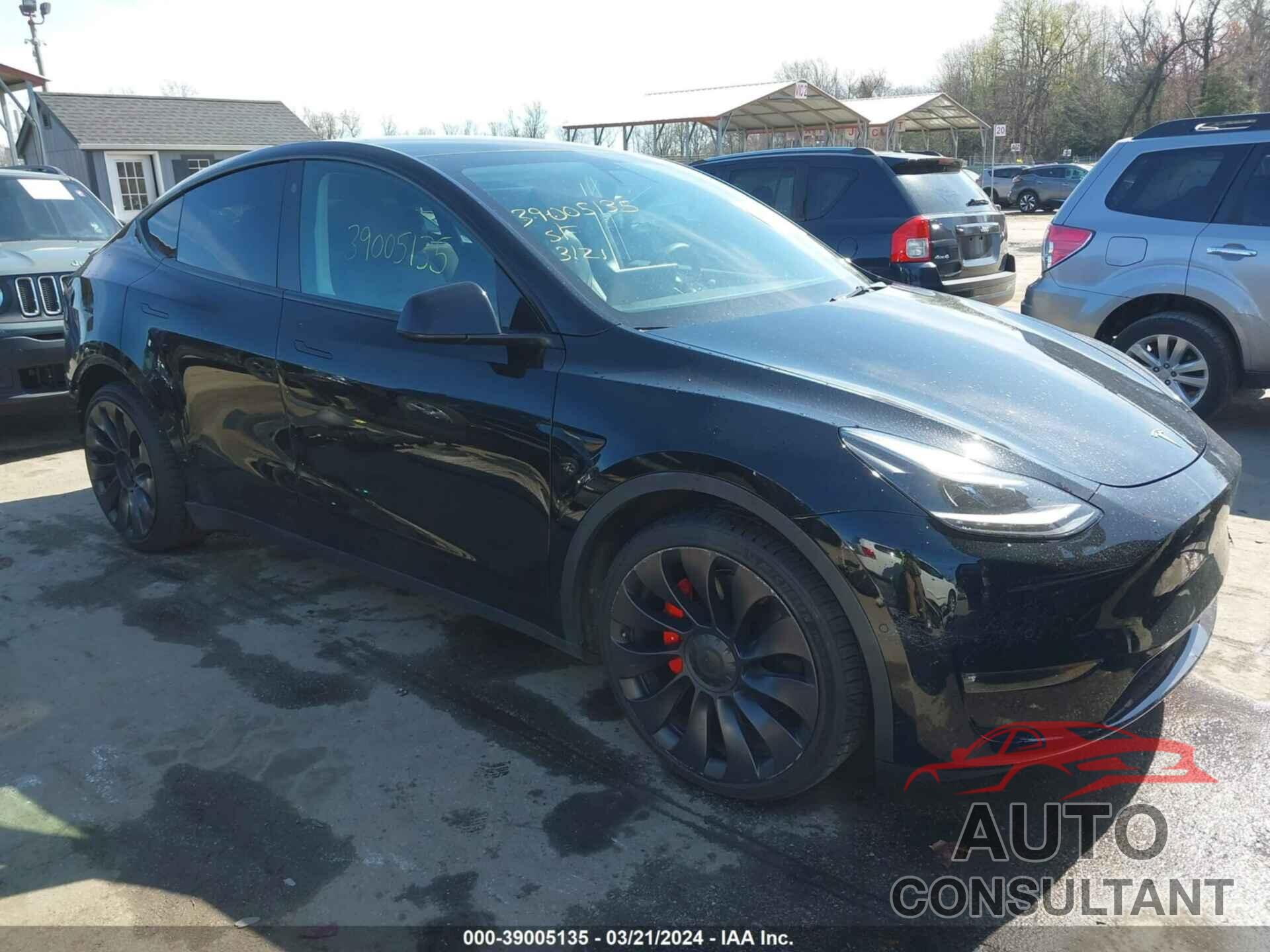 TESLA MODEL Y 2021 - 5YJYGDEF3MF267109