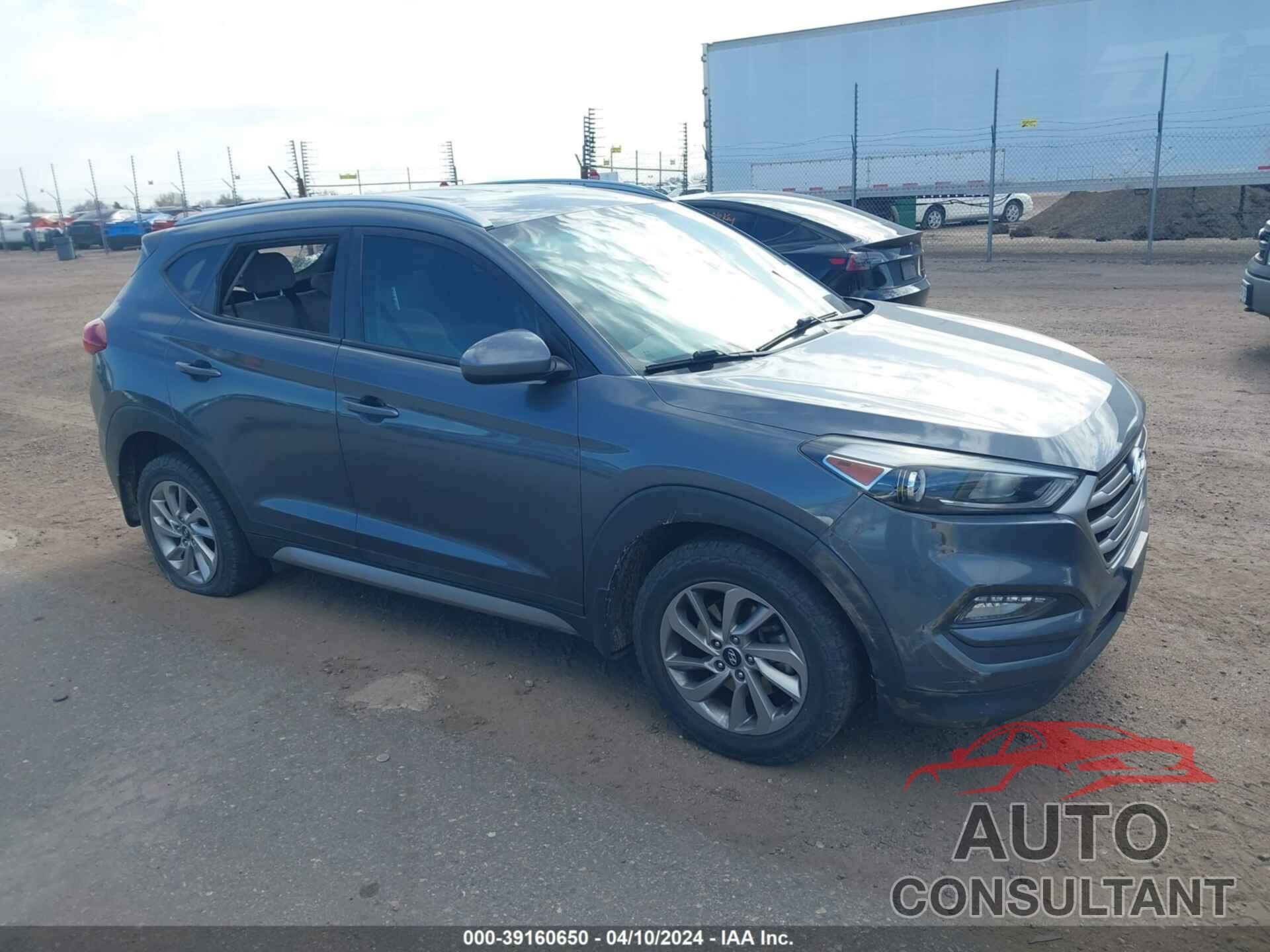 HYUNDAI TUCSON 2017 - KM8J3CA46HU259610