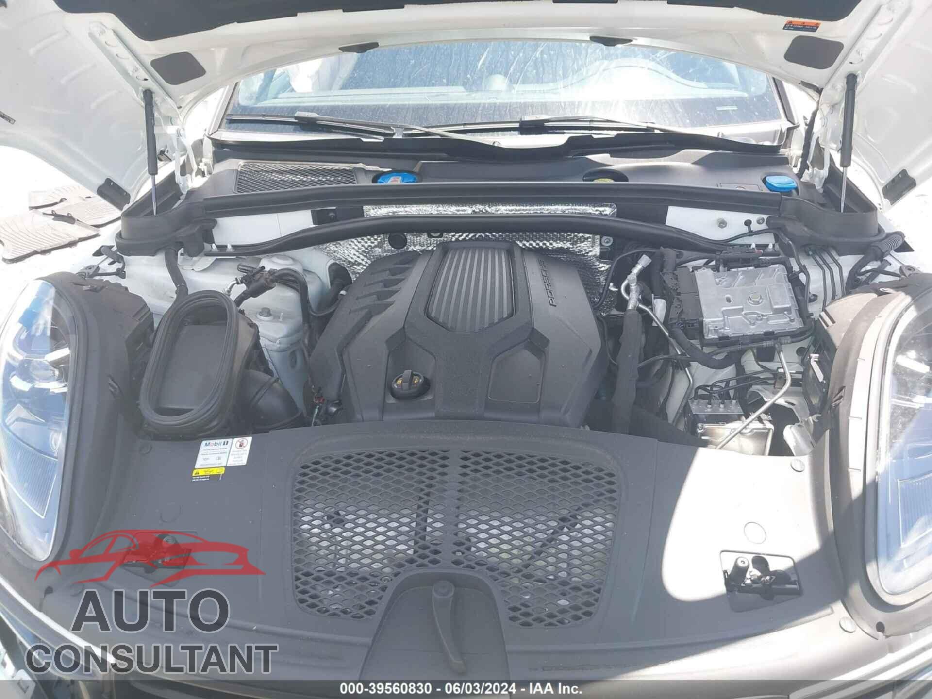 PORSCHE MACAN 2022 - WP1AA2A58NLB09396