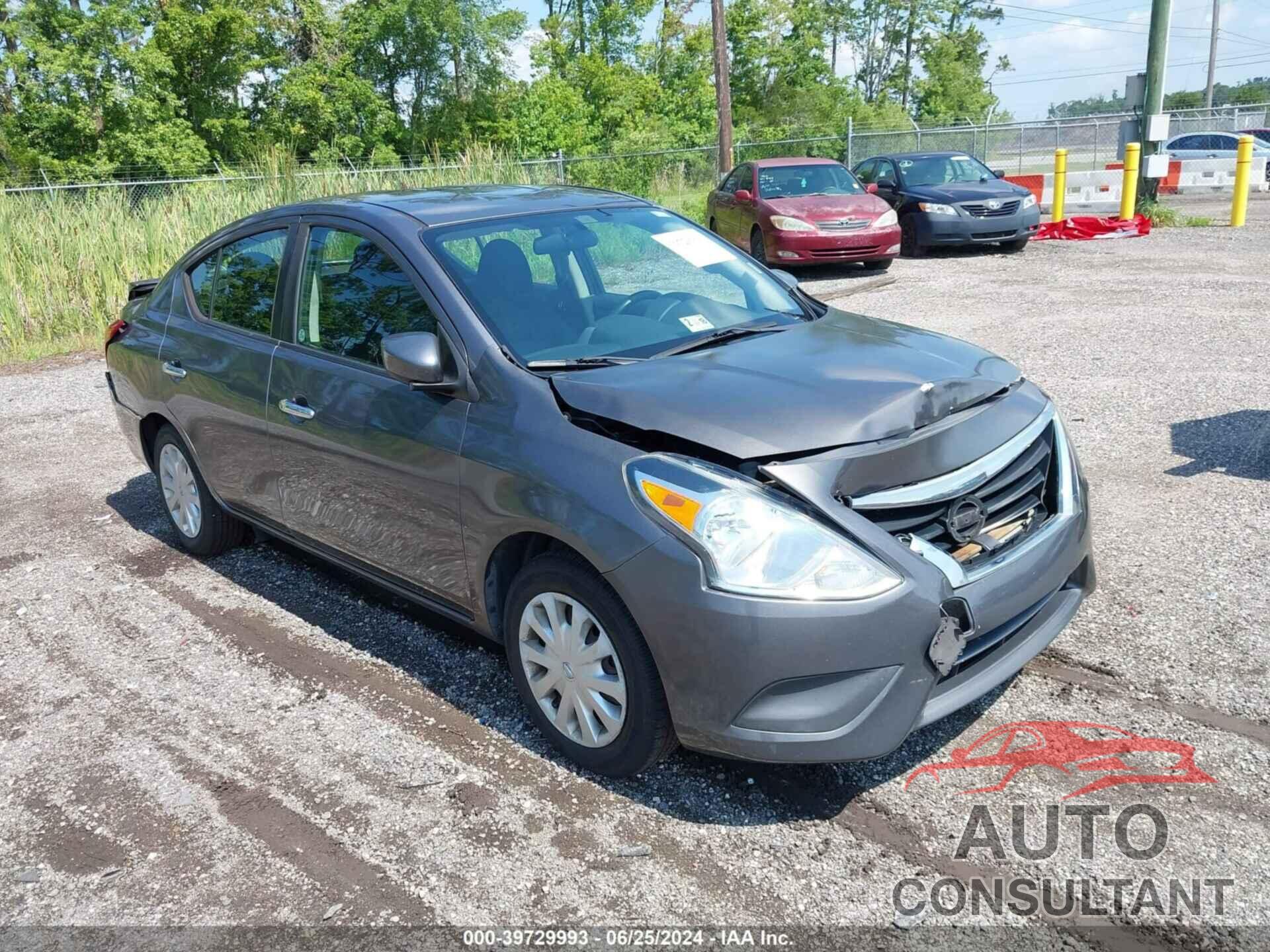 NISSAN VERSA 2017 - 3N1CN7AP5HL840134