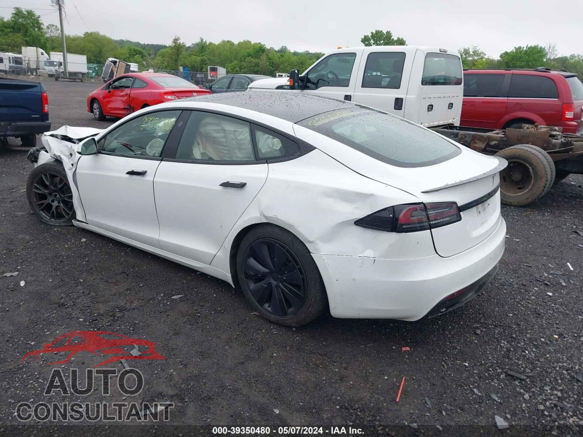 TESLA MODEL S 2022 - 5YJSA1E65NF473796