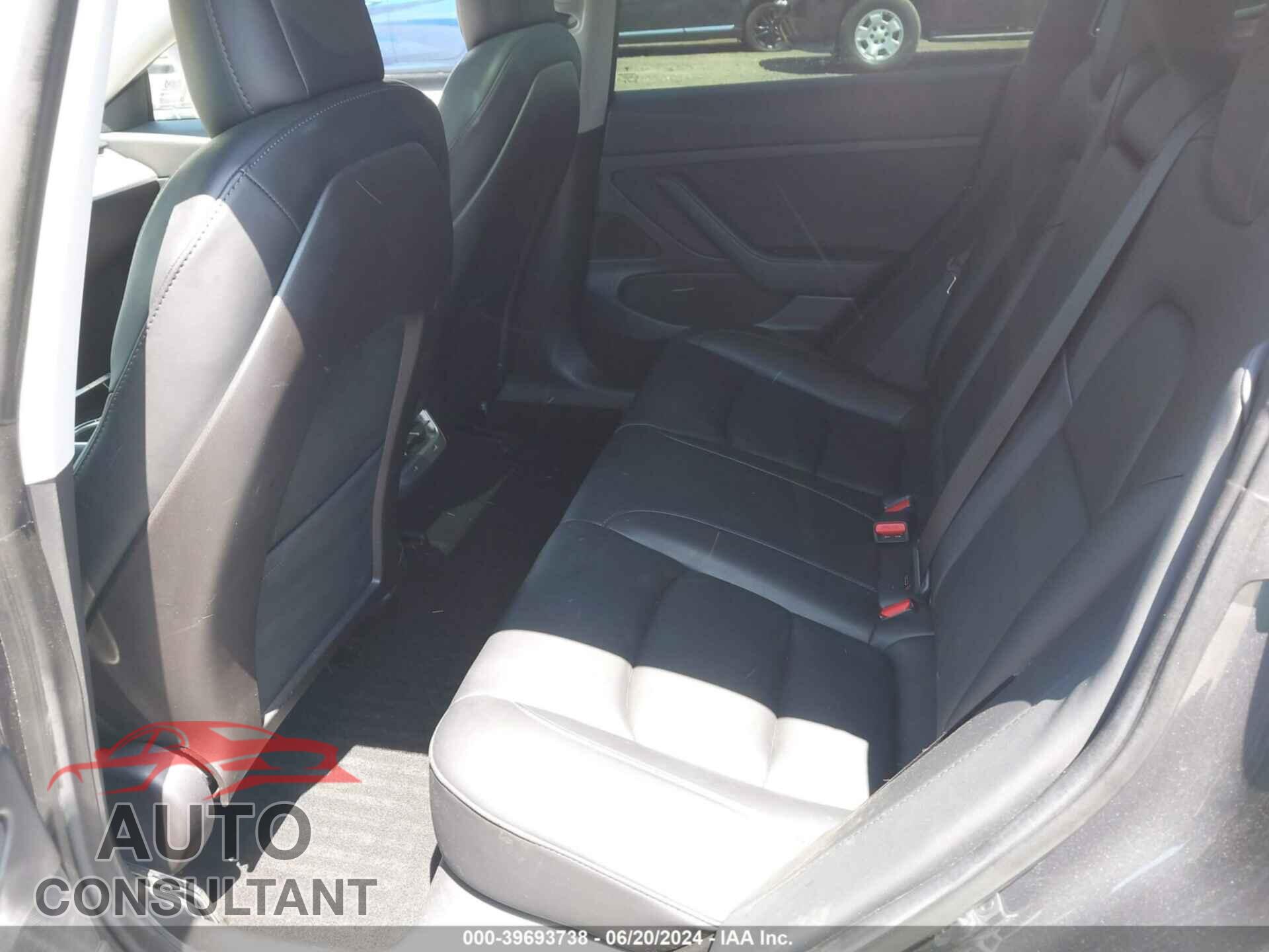 TESLA MODEL 3 2020 - 5YJ3E1EA5LF645738