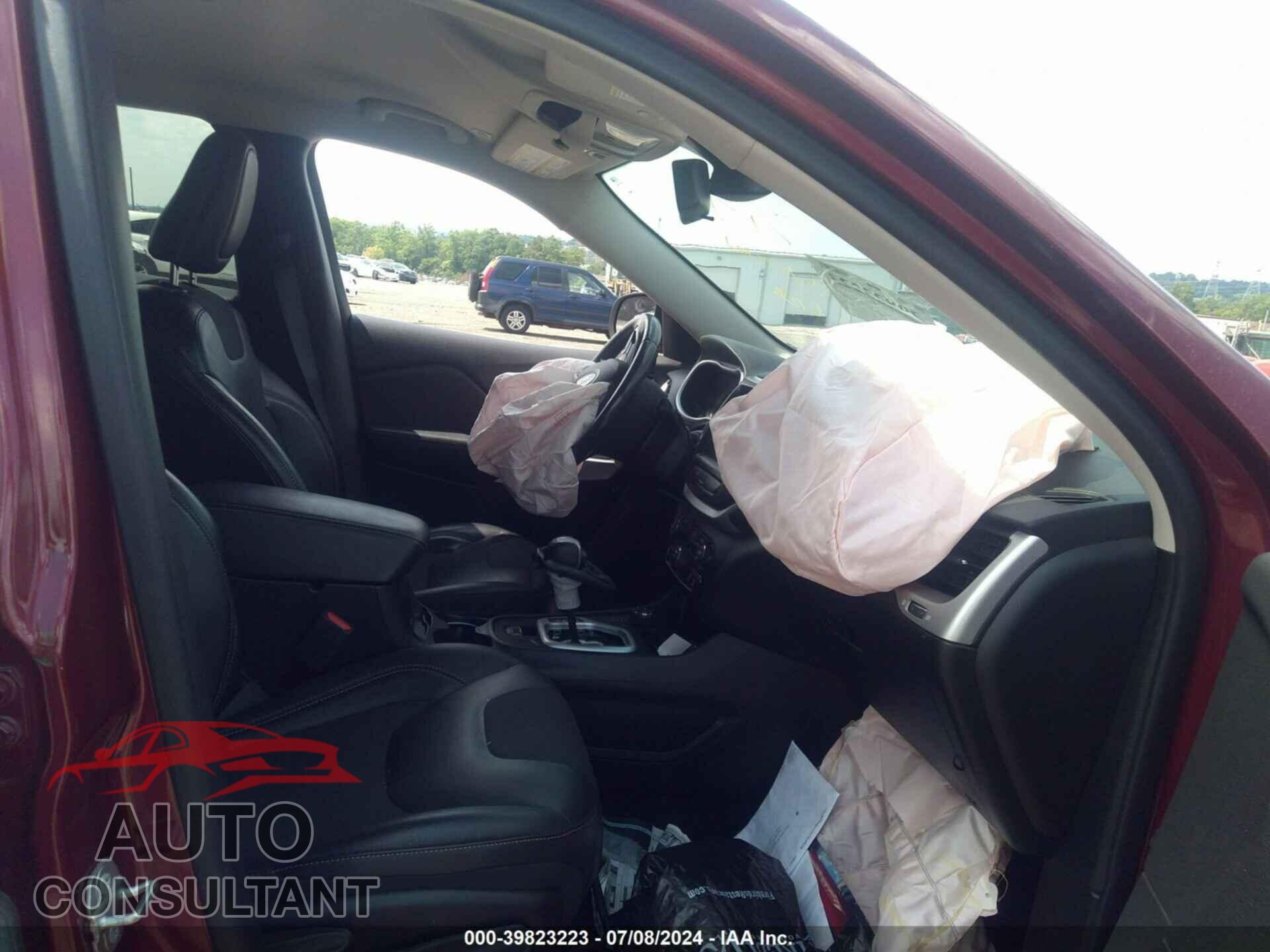 JEEP CHEROKEE 2018 - 1C4PJMLB8JD602381