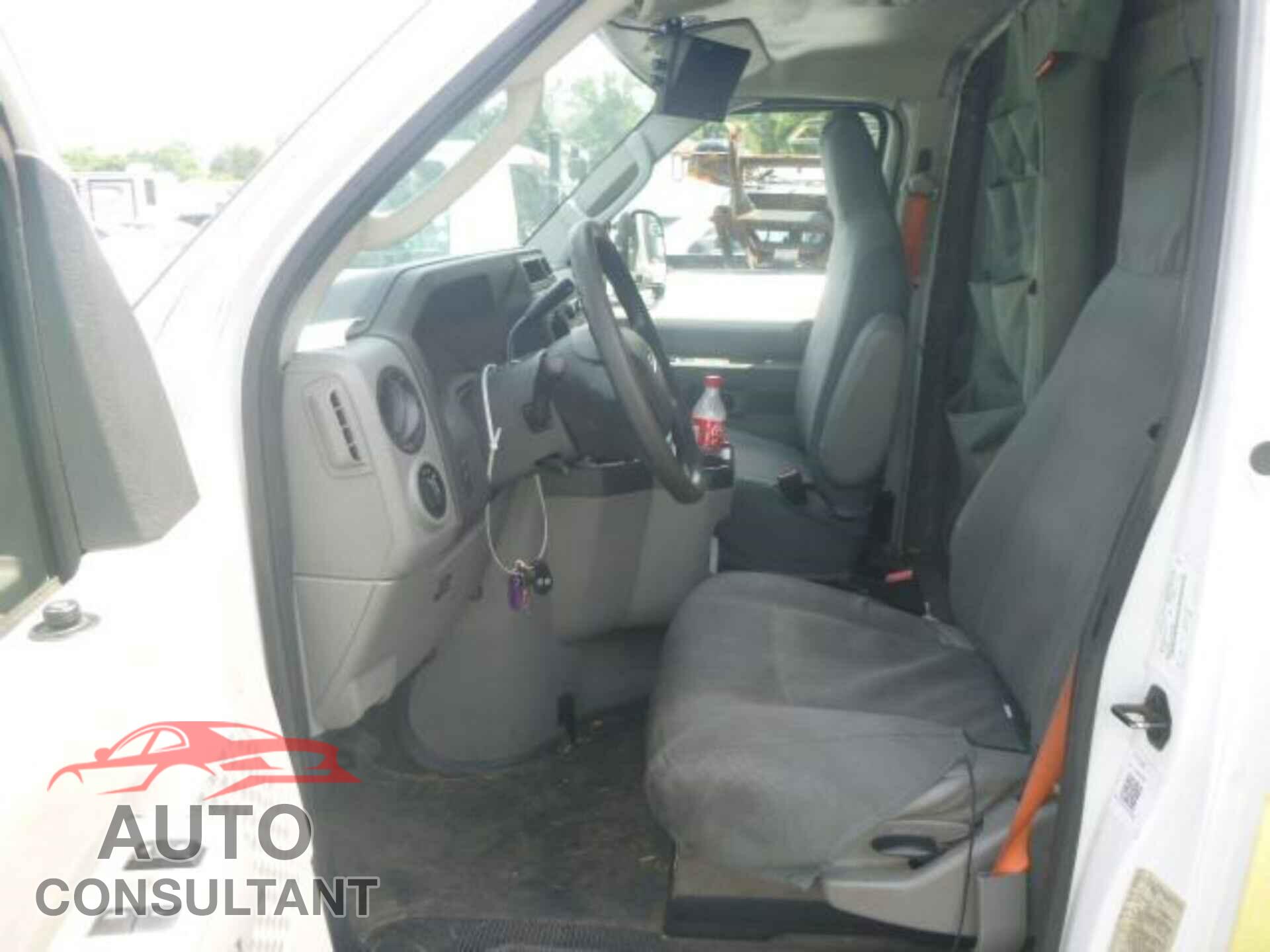 FORD ECONOLINE 2017 - 1FDXE4FS6HDC68647