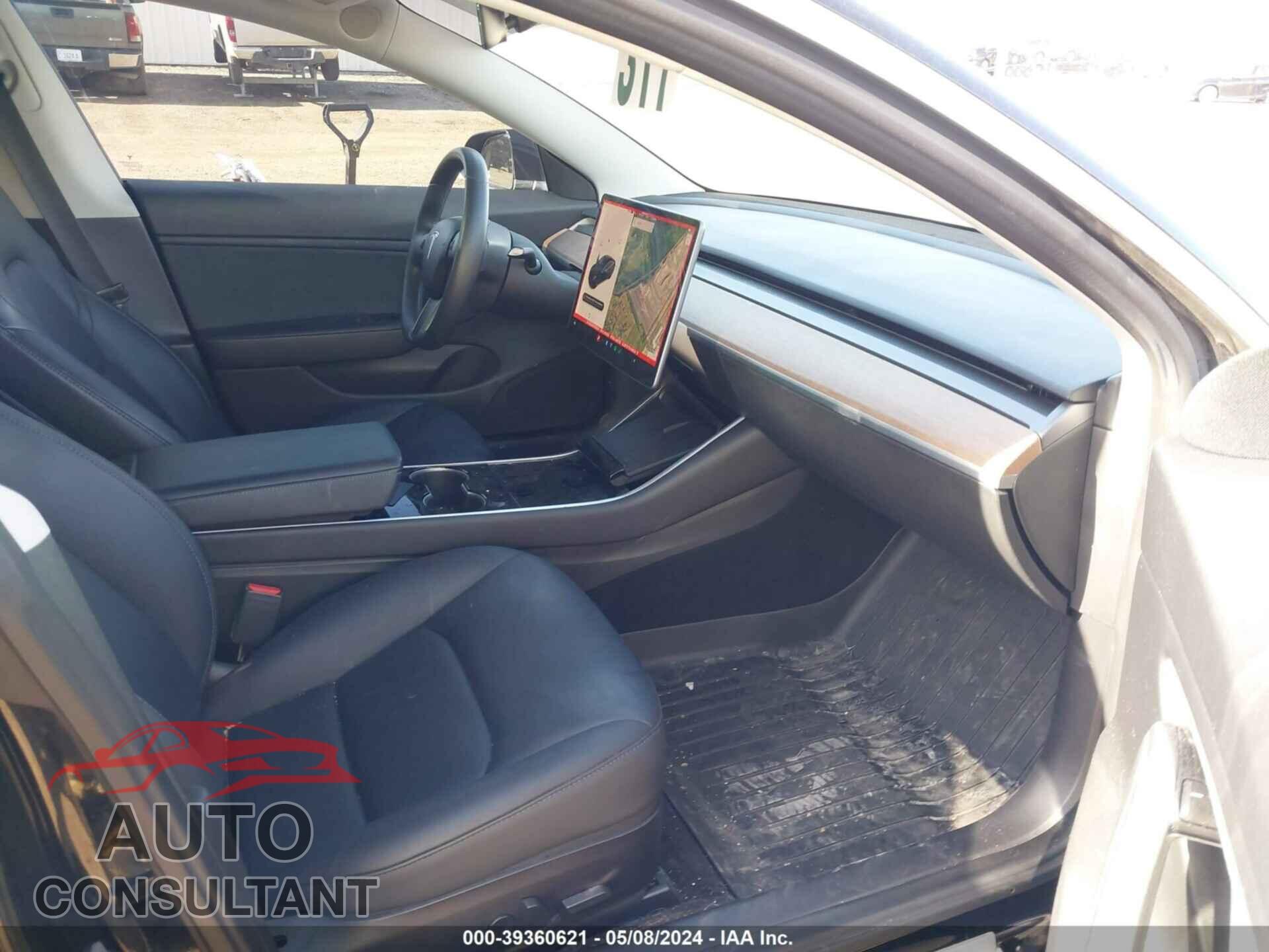 TESLA MODEL 3 2018 - 5YJ3E1EA5JF156804