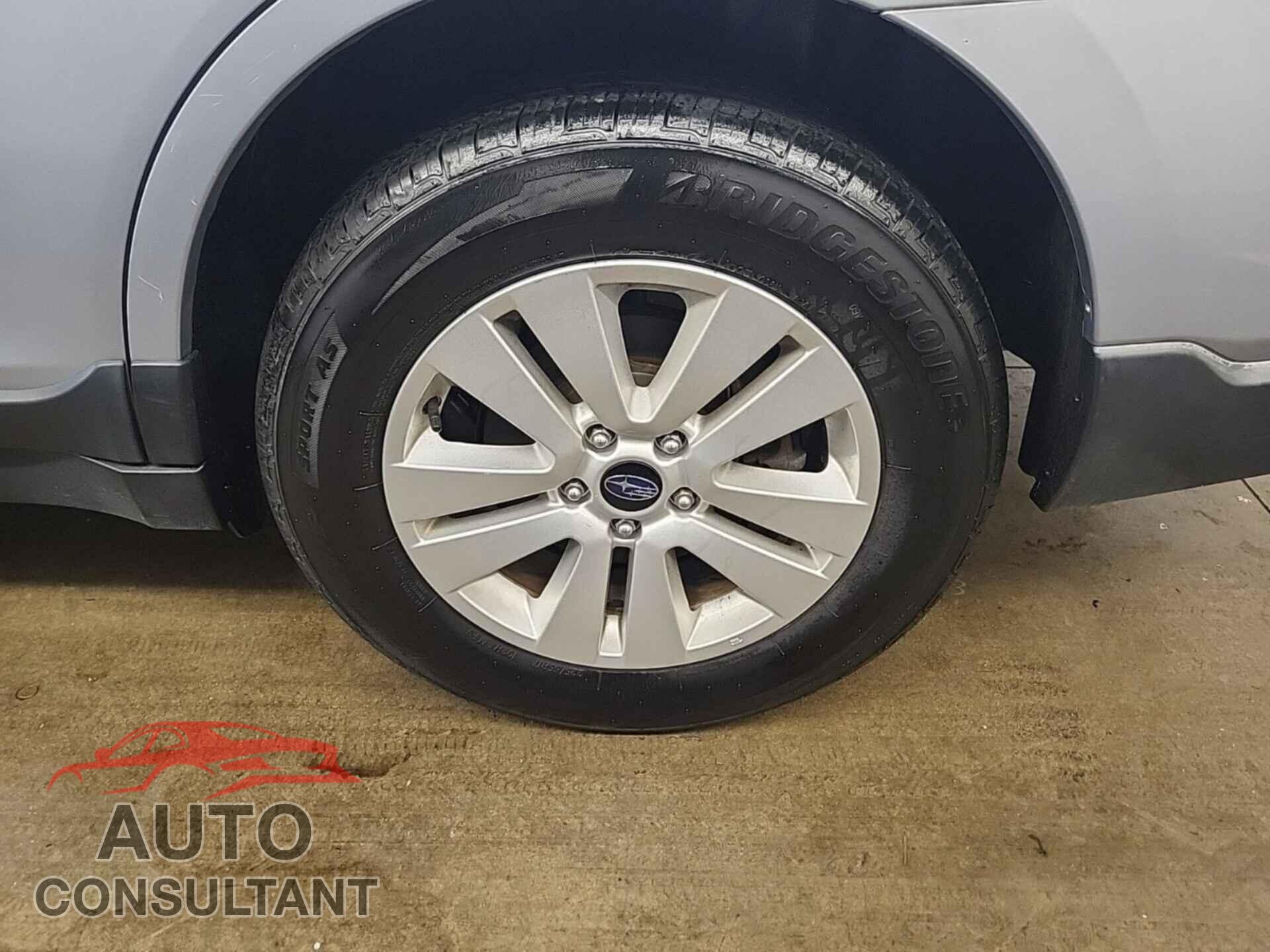 SUBARU OUTBACK 2019 - 4S4BSAFC2K3253473