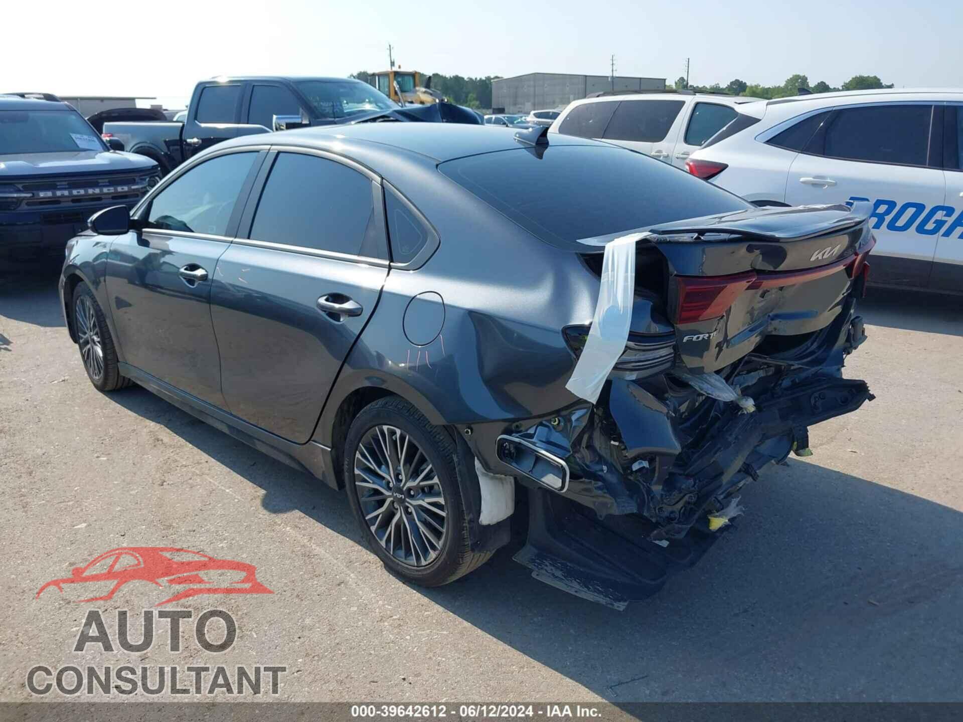 KIA FORTE 2023 - 3KPF54AD8PE663340