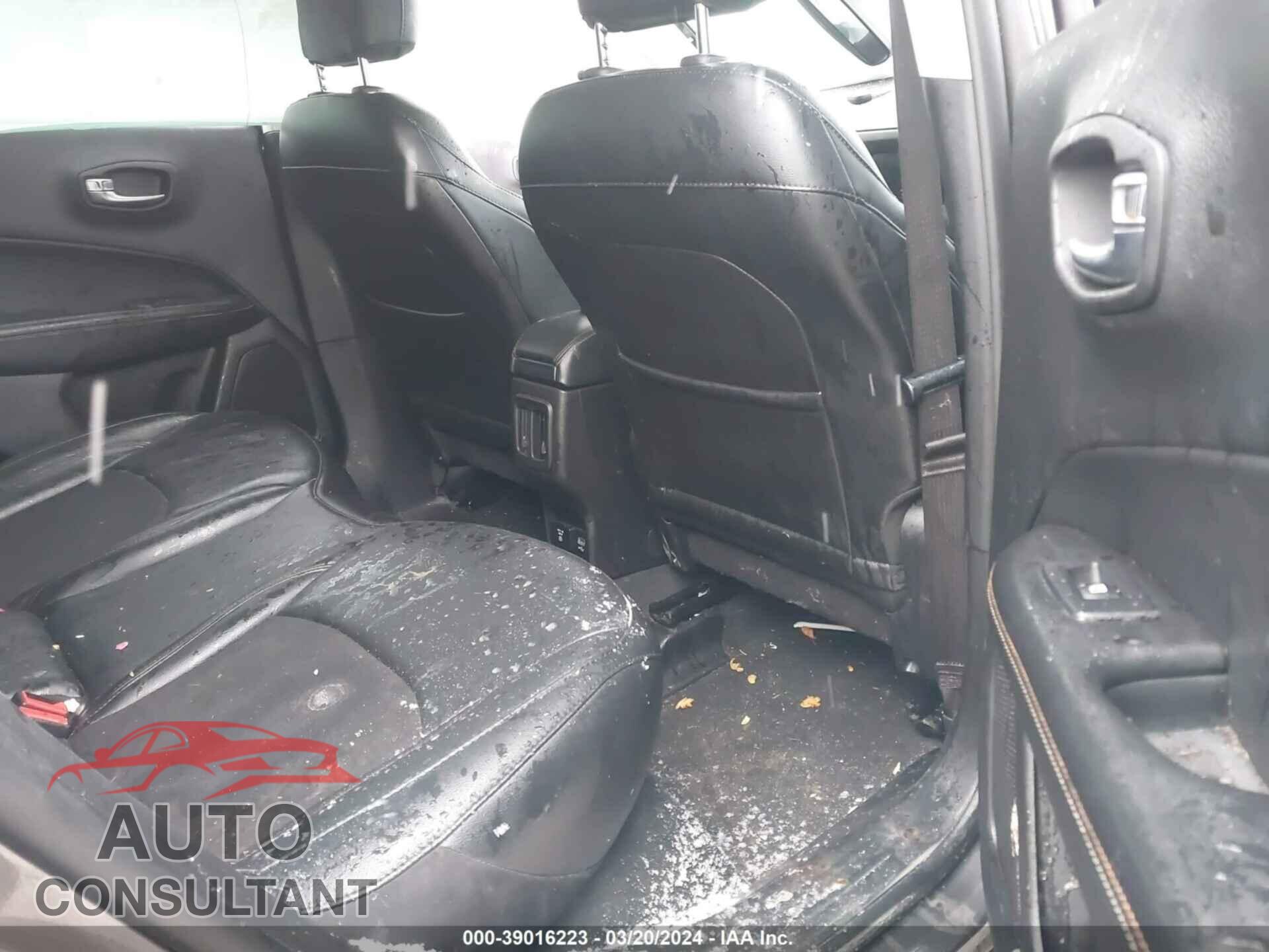JEEP COMPASS 2019 - 3C4NJDBB4KT835887