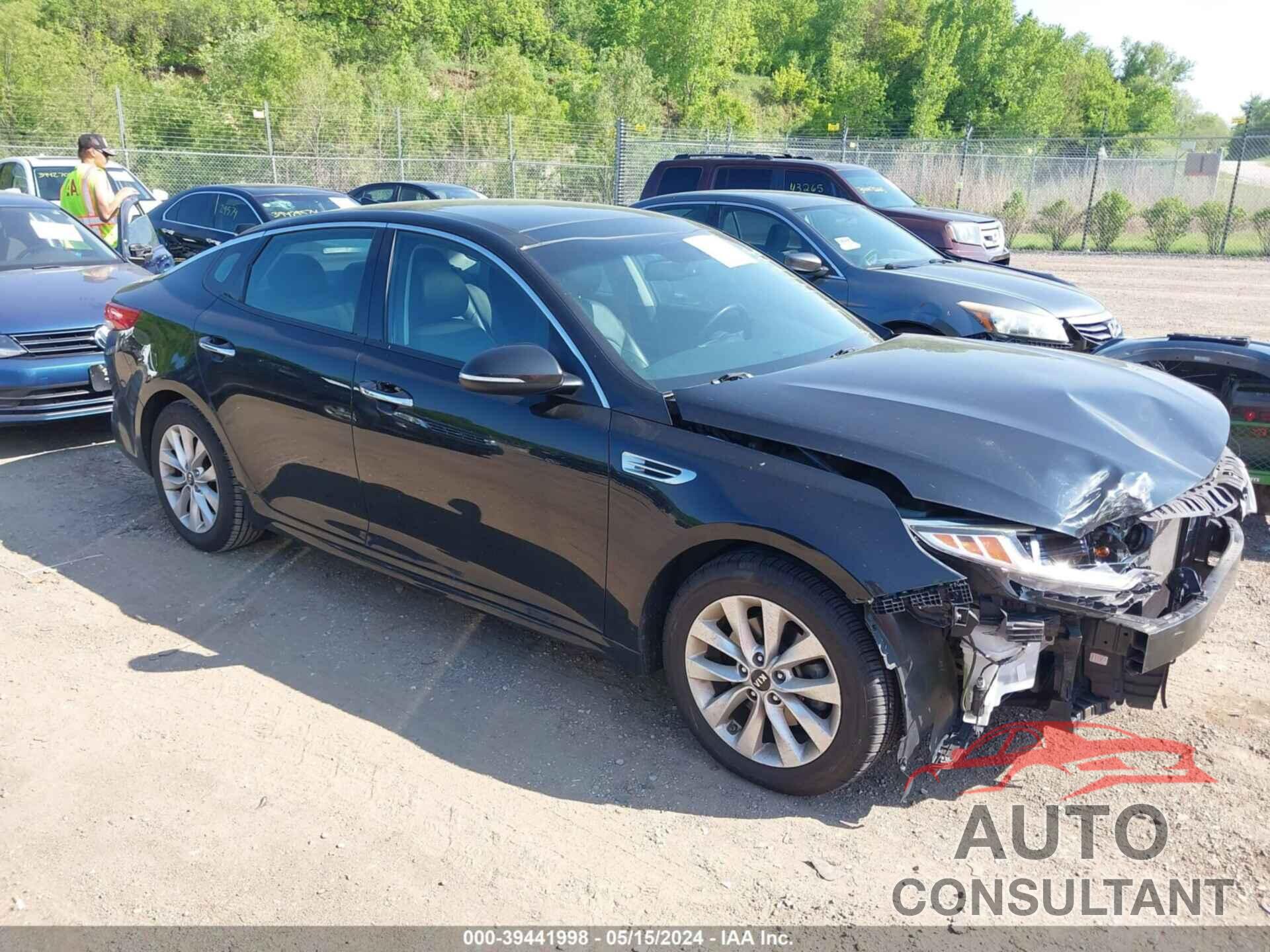 KIA OPTIMA 2017 - 5XXGU4L36HG137194