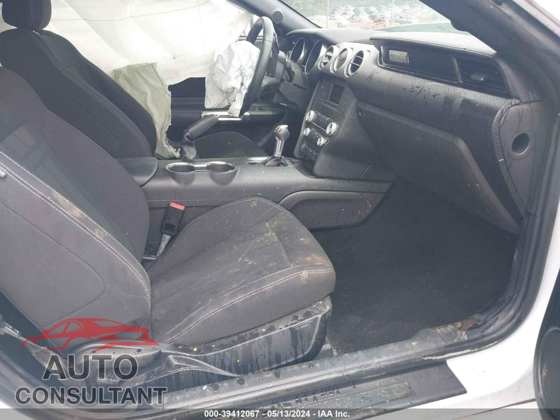 FORD MUSTANG 2019 - 1FA6P8TH2K5146854
