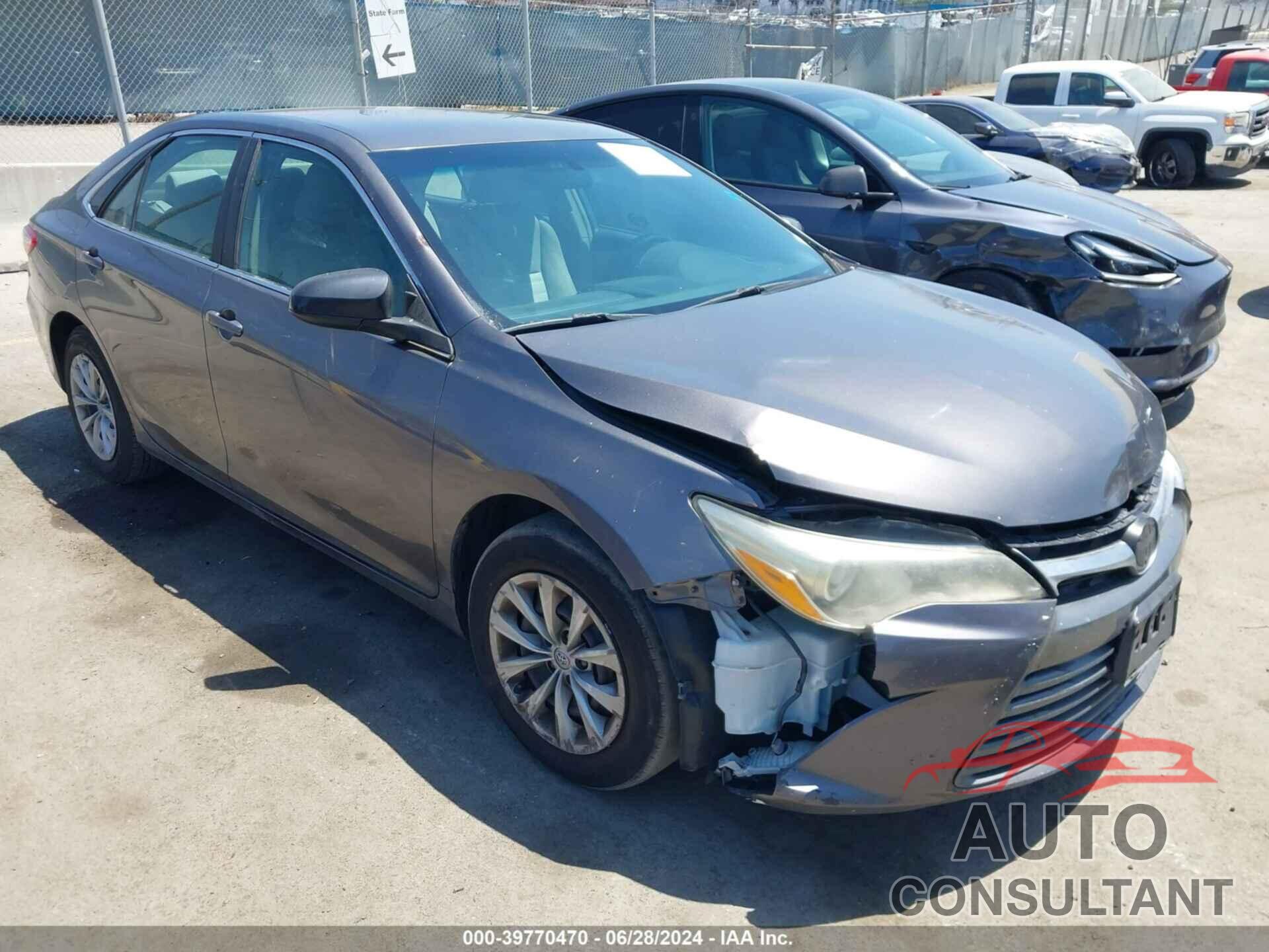 TOYOTA CAMRY 2016 - 4T4BF1FK4GR545760