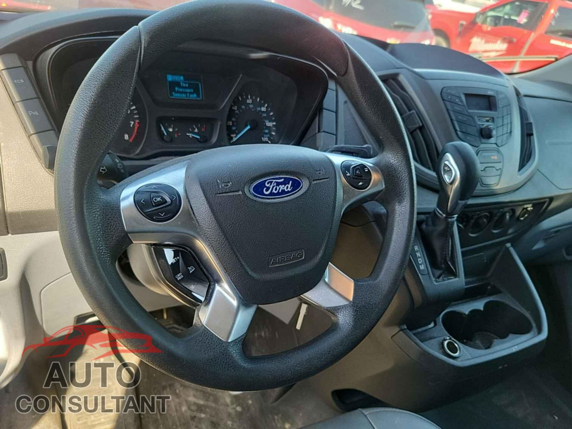 FORD TRANSIT 2019 - 1FTYR2CM0KKA85108
