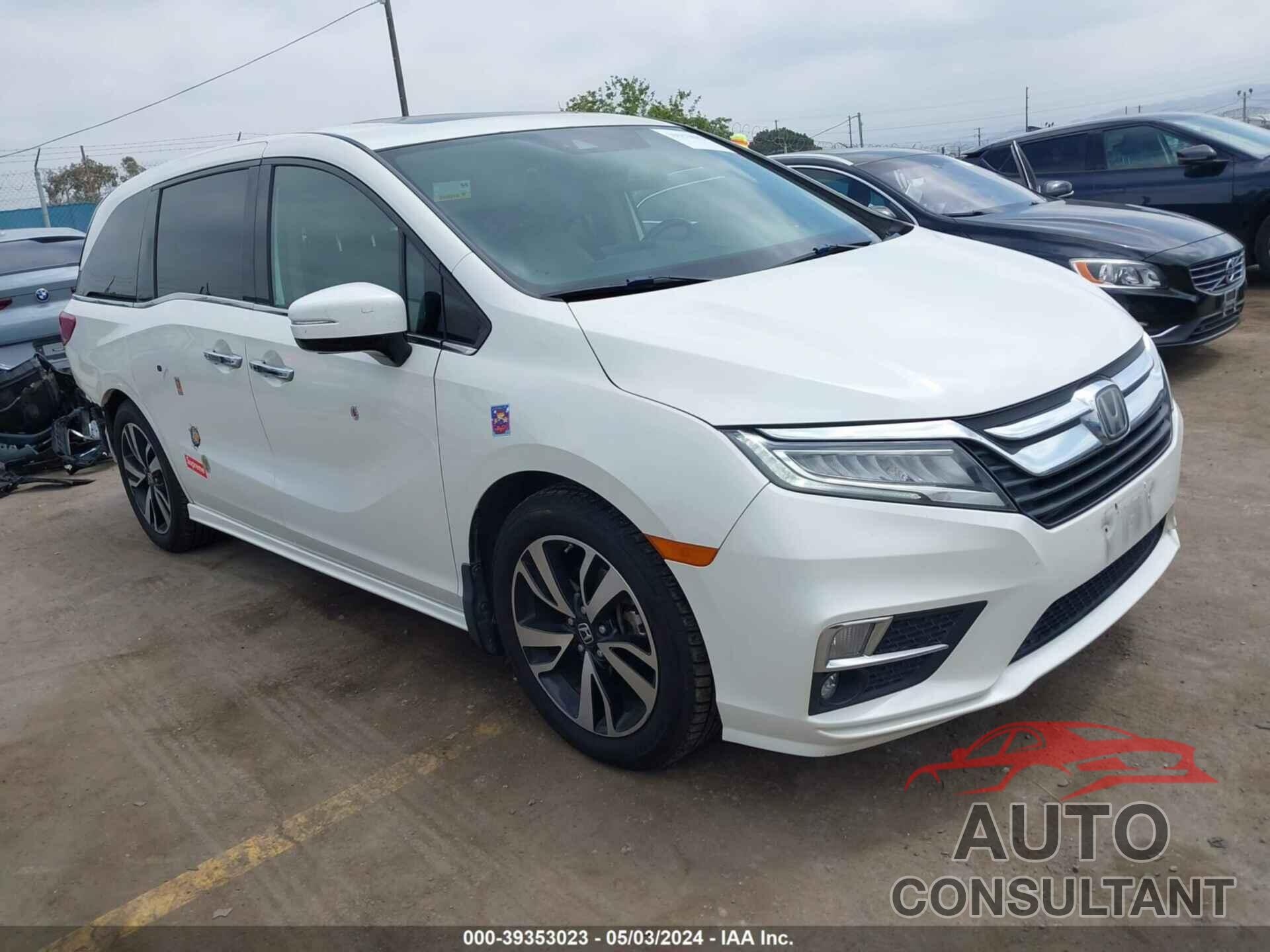 HONDA ODYSSEY 2018 - 5FNRL6H96JB065426