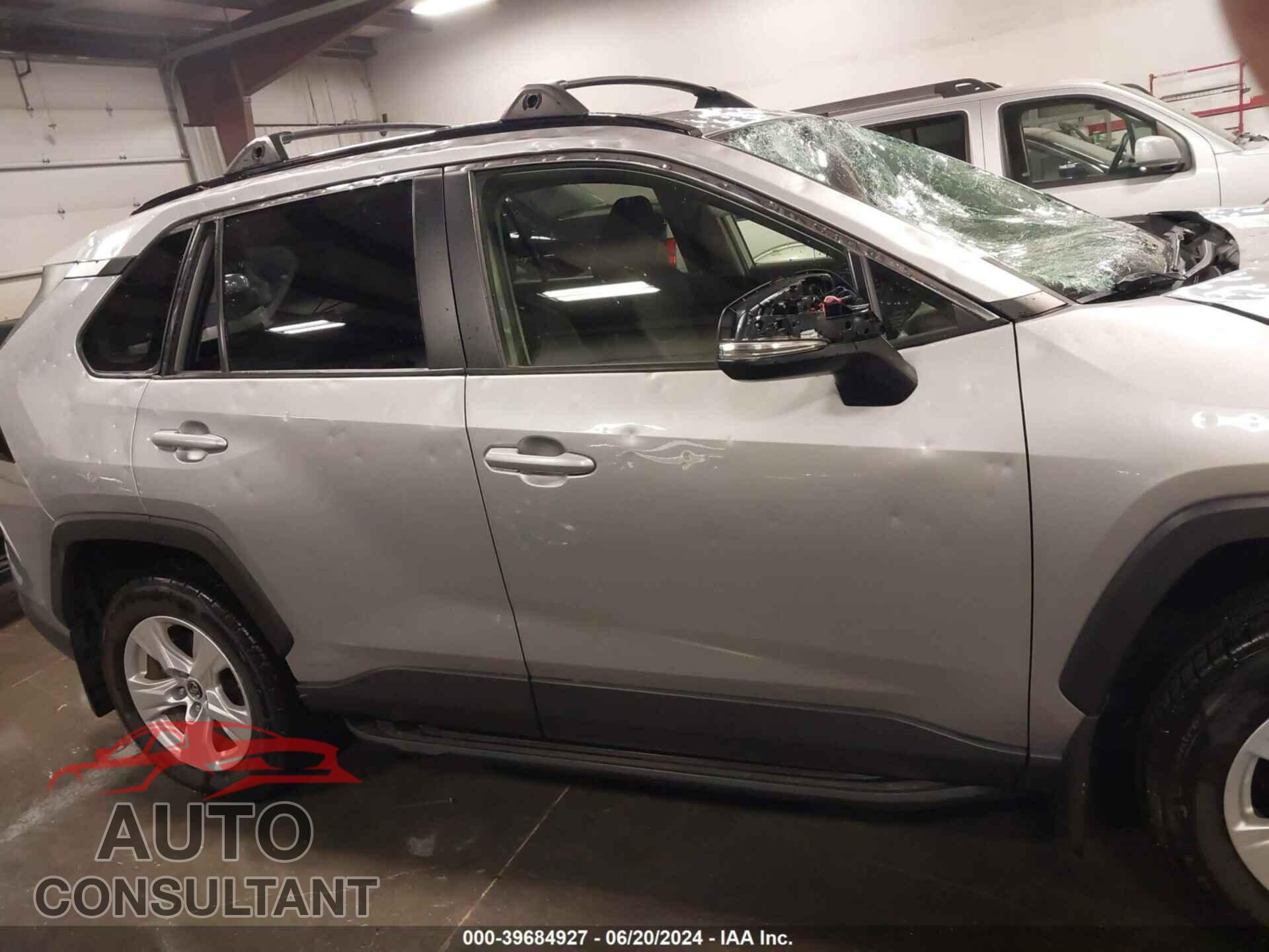 TOYOTA RAV4 2019 - JTMP1RFV3KD037655
