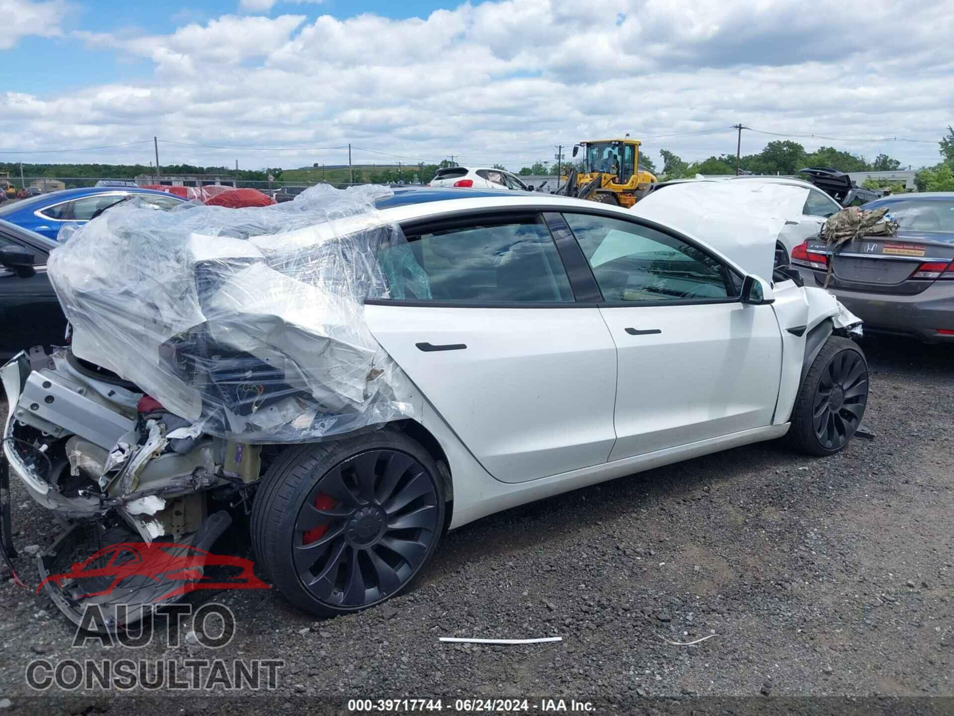 TESLA MODEL 3 2022 - 5YJ3E1EC1NF307645
