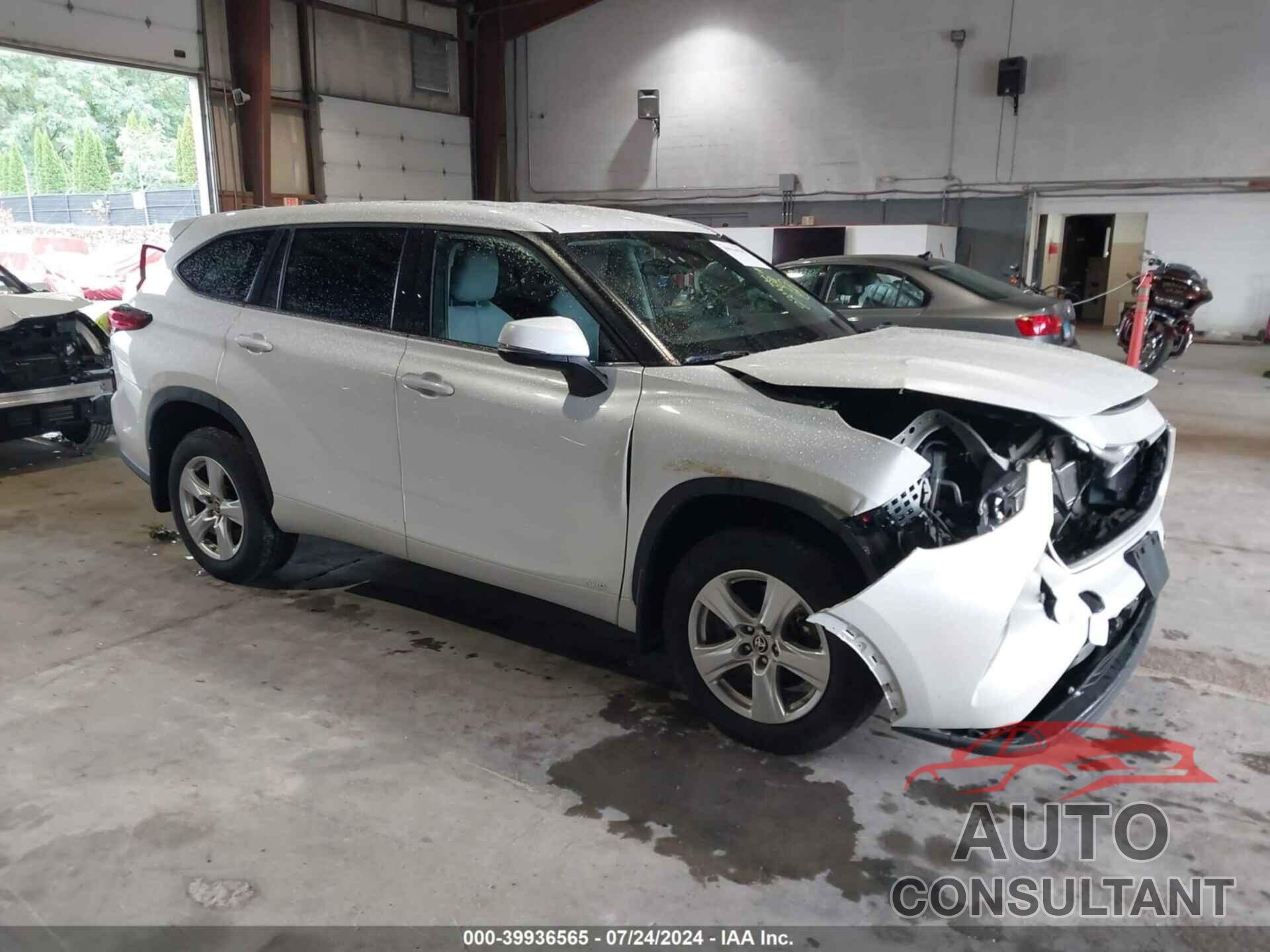 TOYOTA HIGHLANDER 2022 - 5TDBBRCH8NS562578