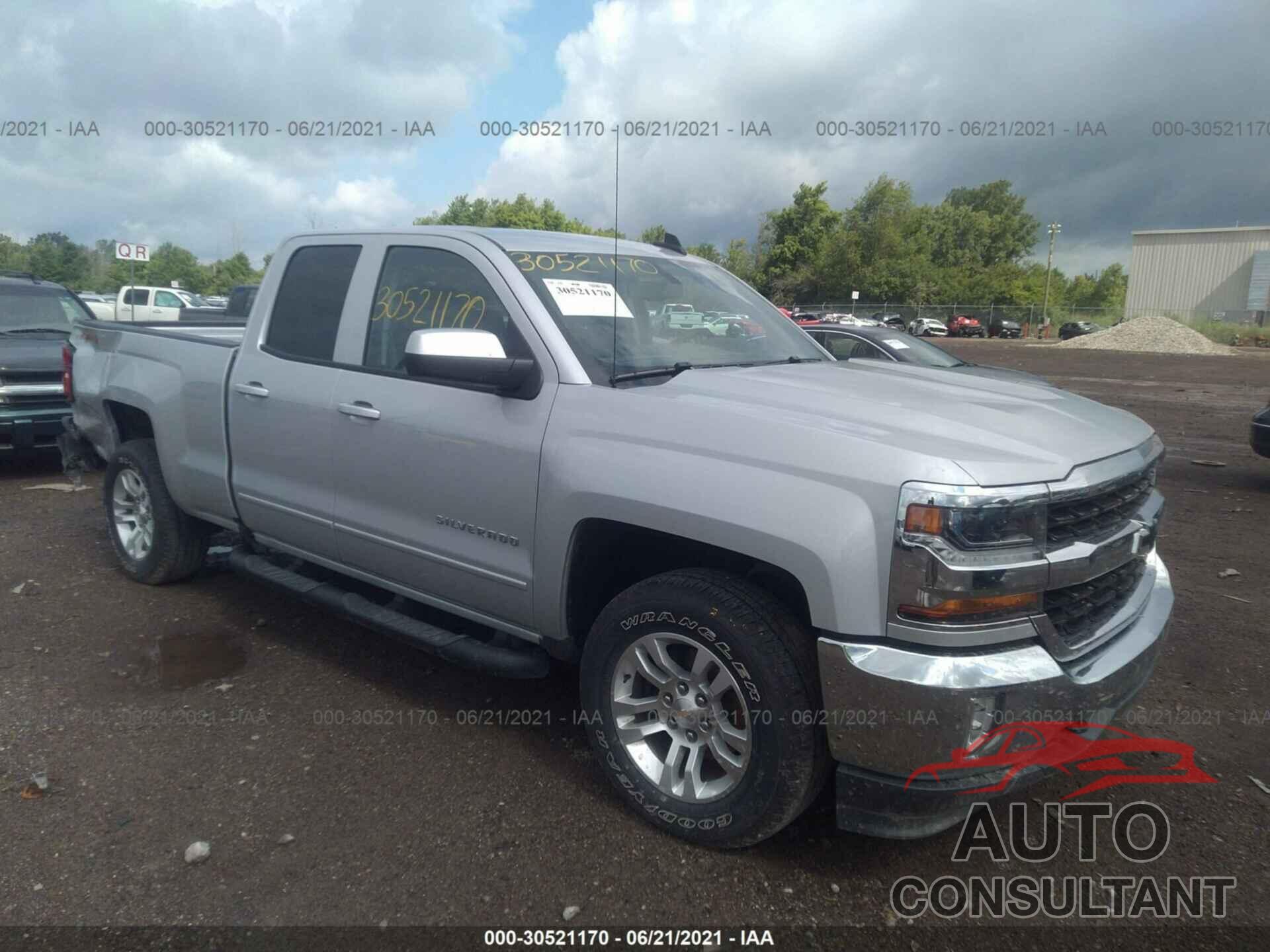 CHEVROLET SILVERADO 1500 2017 - 1GCVKREC5HZ115580