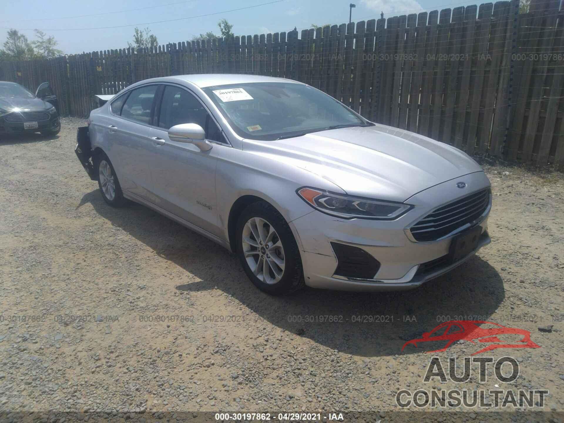 FORD FUSION HYBRID 2019 - 3FA6P0MU0KR202963