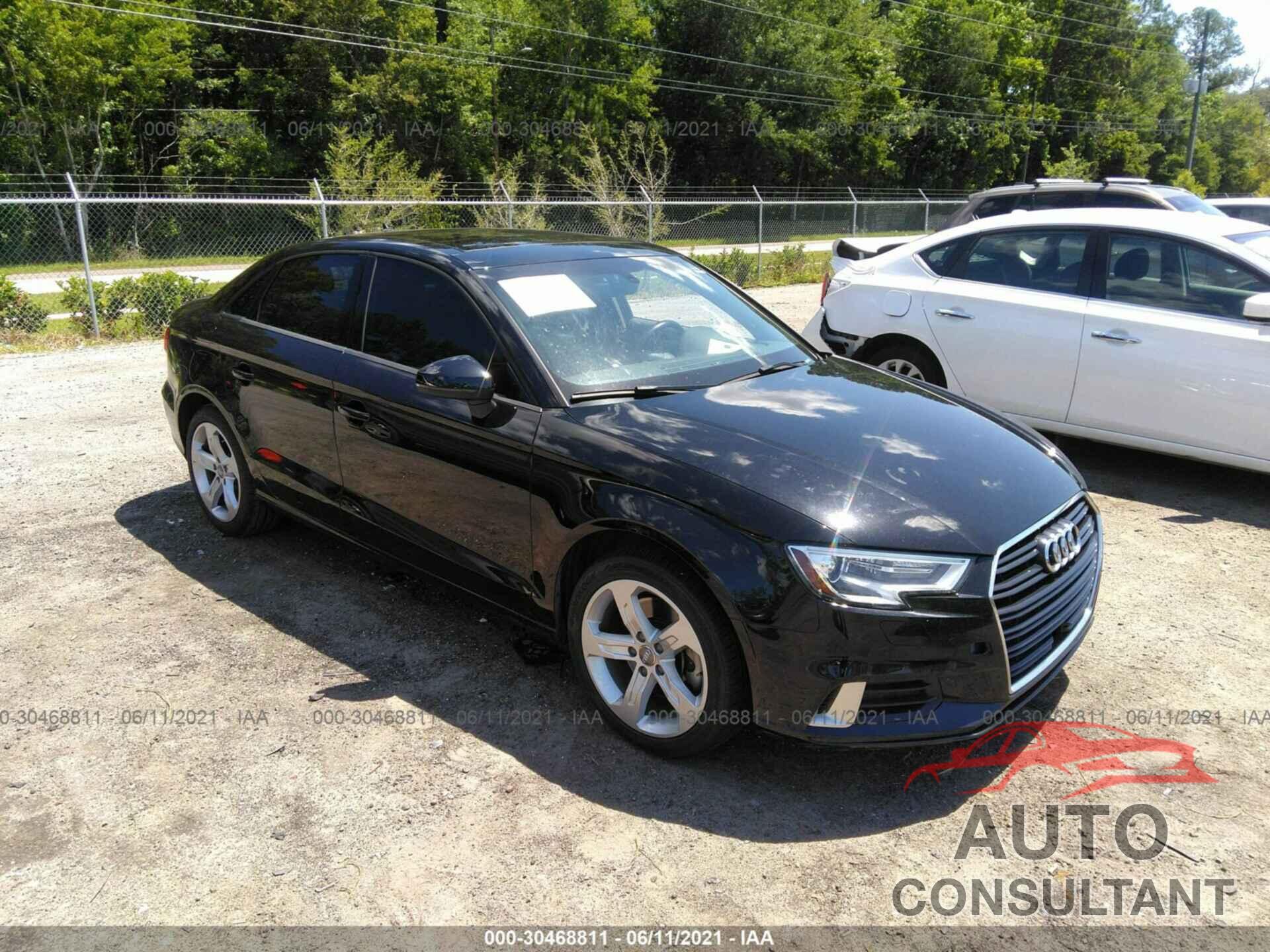 AUDI A3 SEDAN 2018 - WAUAUGFF2J1051652
