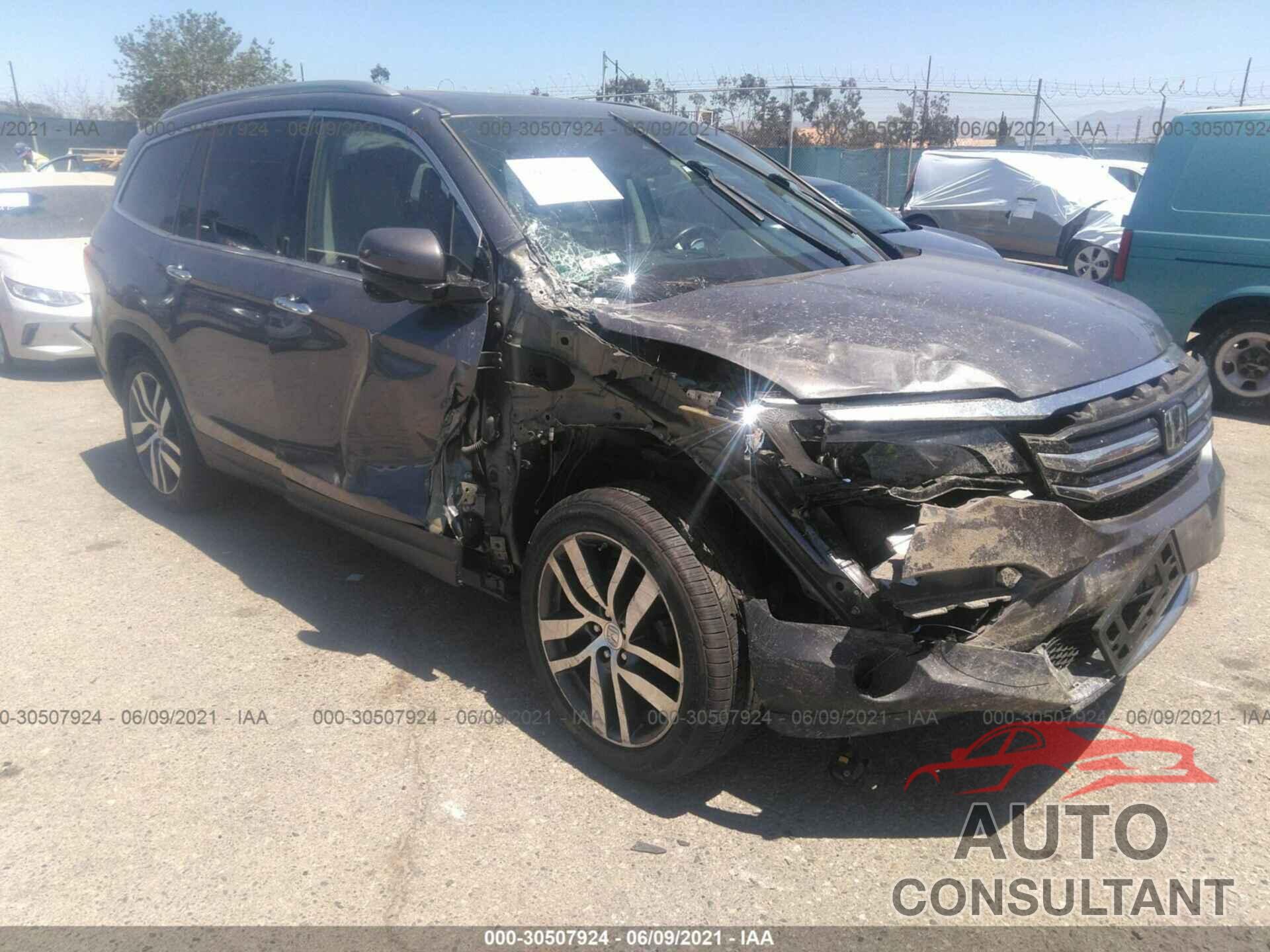 HONDA PILOT 2016 - 5FNYF6H9XGB006648