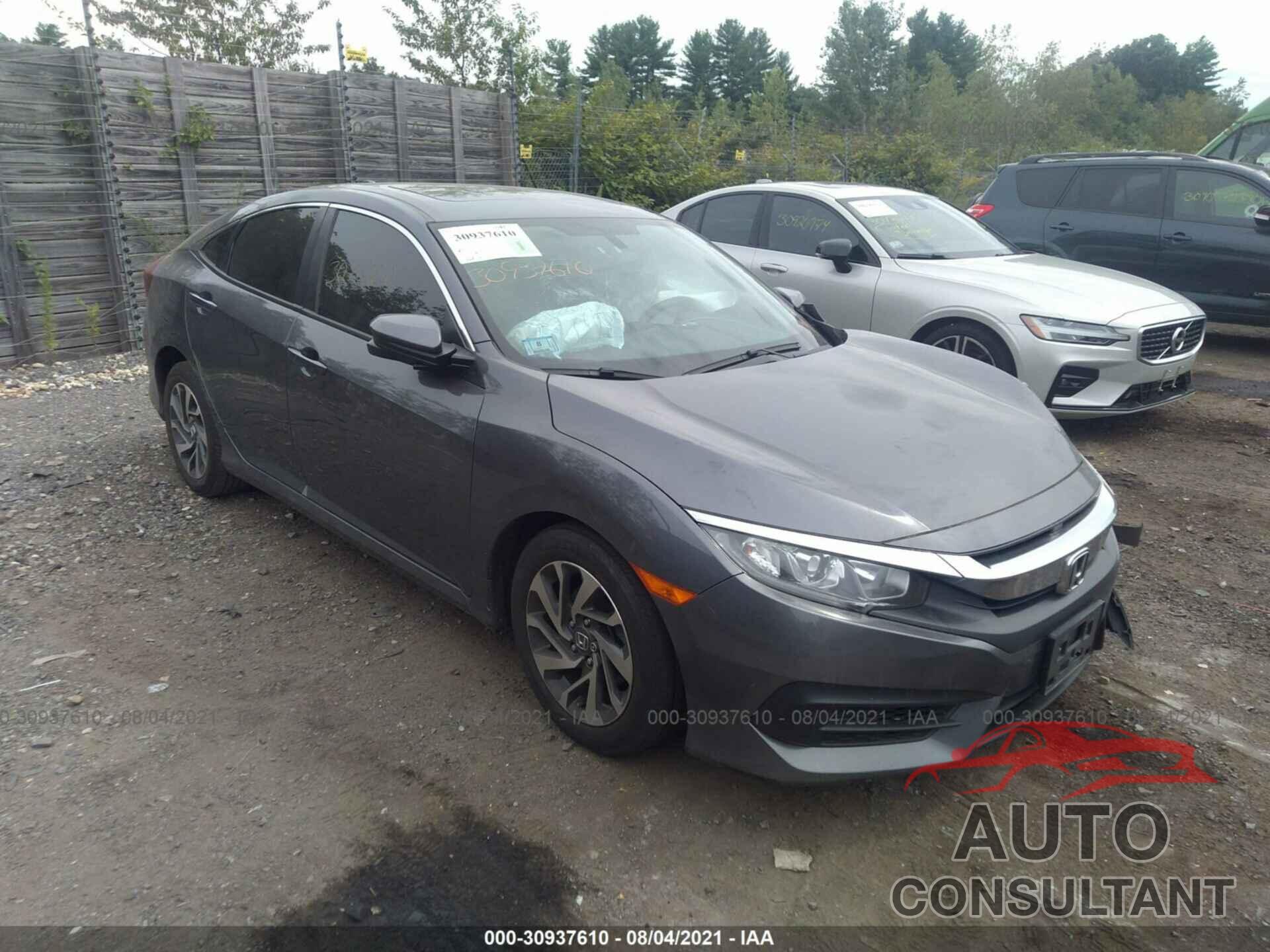 HONDA CIVIC SEDAN 2018 - 2HGFC2F72JH580349