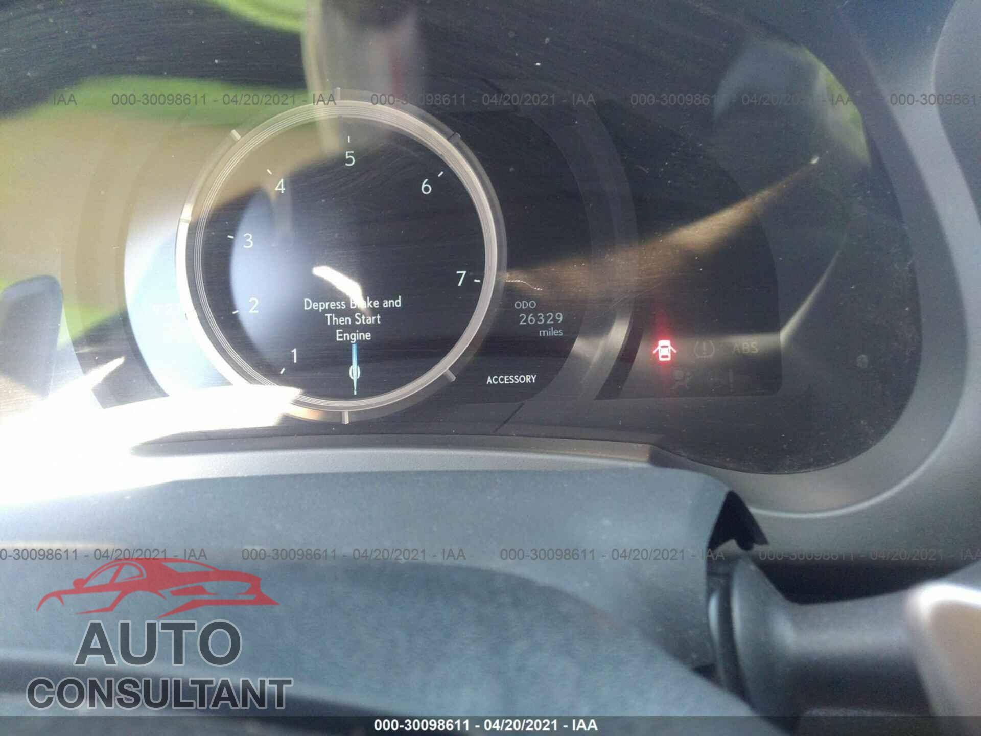 LEXUS IS 2019 - JTHBA1D20K5085367