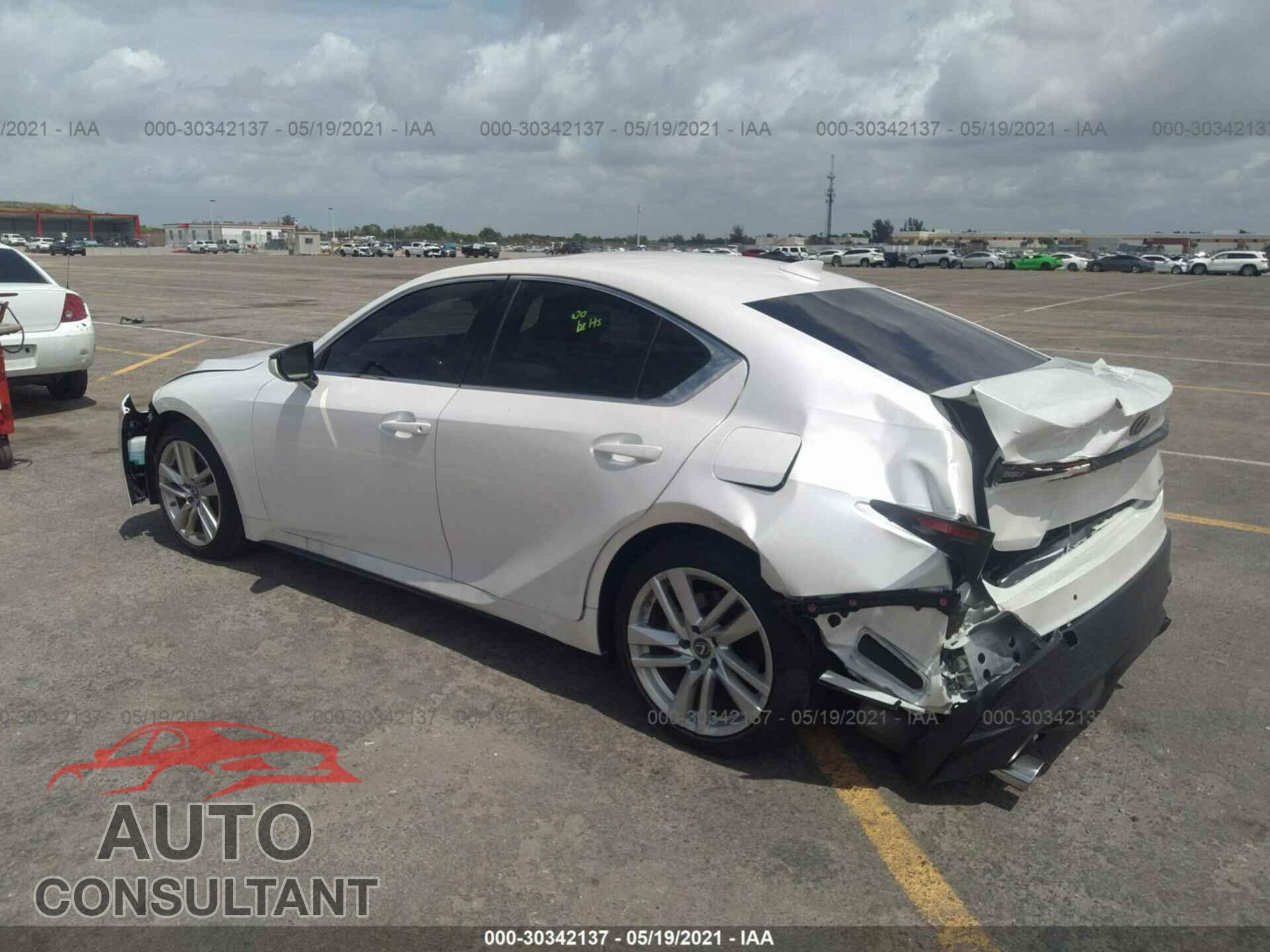 LEXUS IS 2021 - JTHCA1D22M5111054