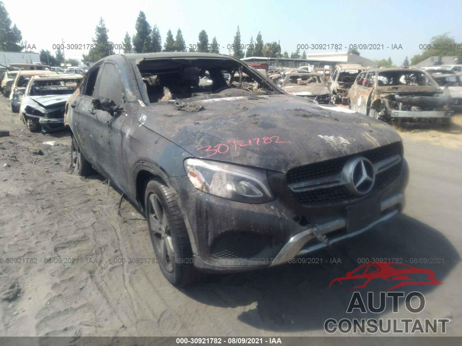 MERCEDES-BENZ GLC 2018 - WDC0J4KB3JF341839