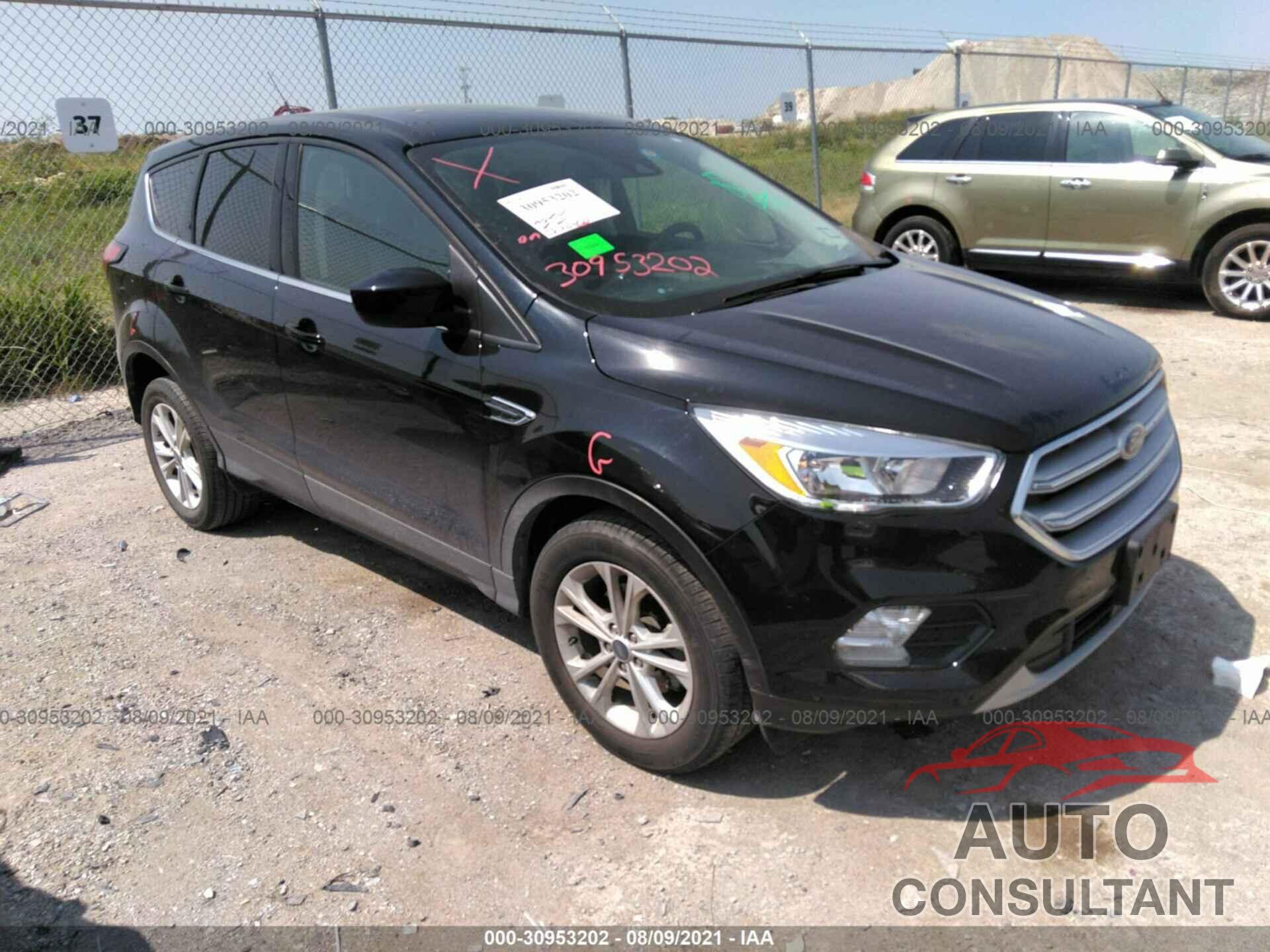 FORD ESCAPE 2019 - 1FMCU0GD0KUB34668