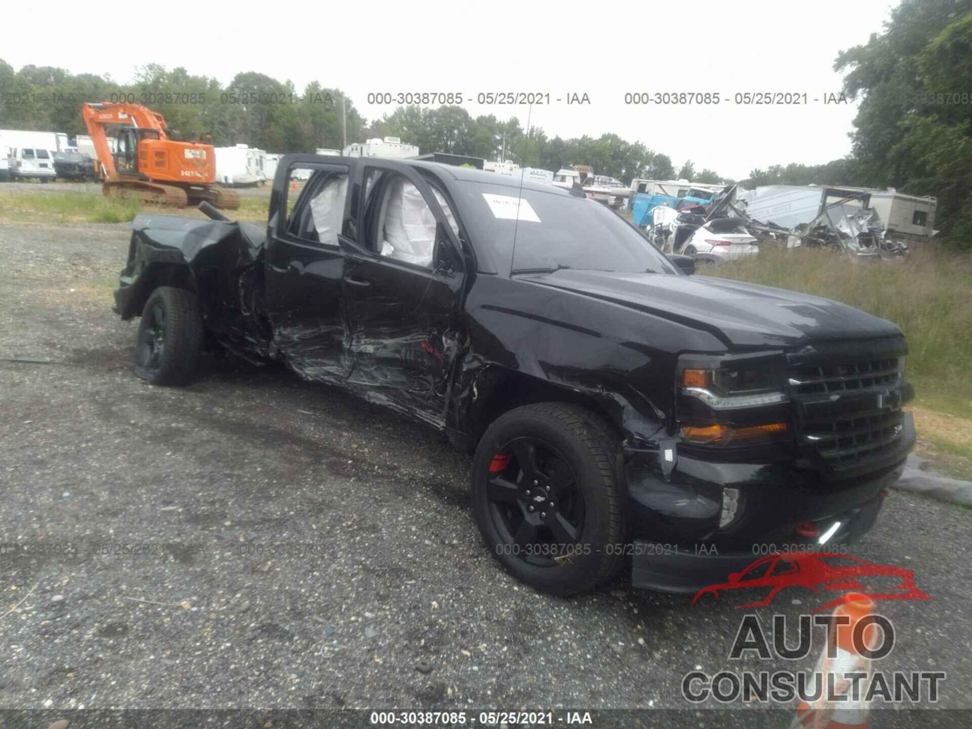 CHEVROLET SILVERADO 1500 2018 - 1GCVKREC3JZ144923