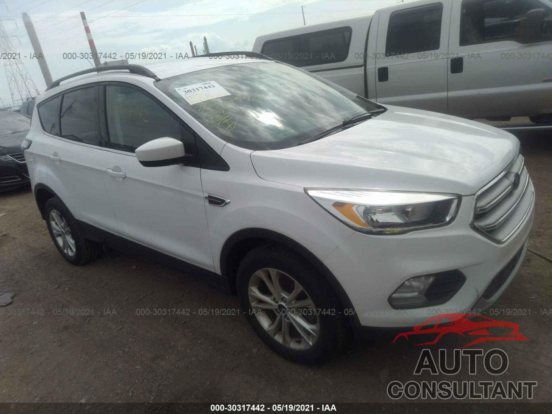 FORD ESCAPE 2018 - 1FMCU9GDXJUA43040
