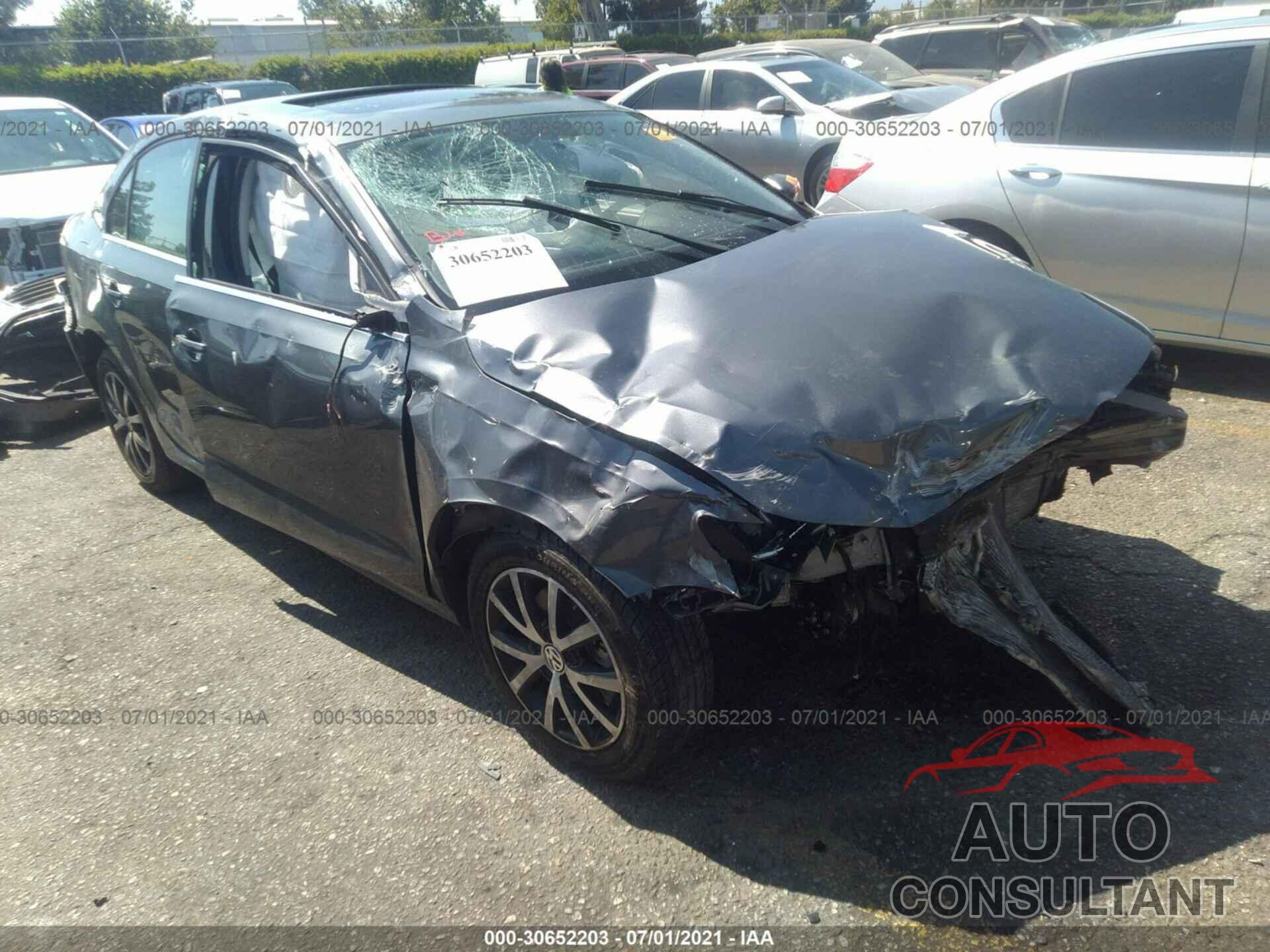 VOLKSWAGEN JETTA 2017 - 3VWDB7AJ2HM300592