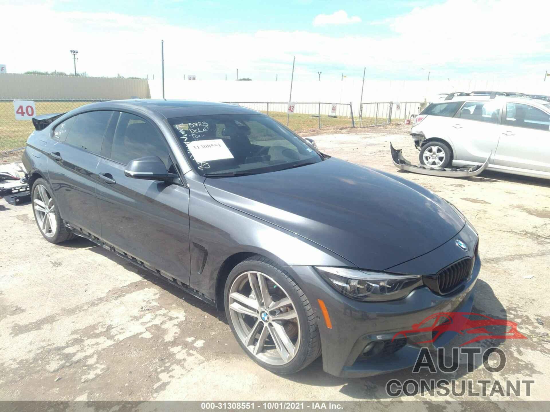 BMW 4 SERIES 2018 - WBA4J1C59JBM11203