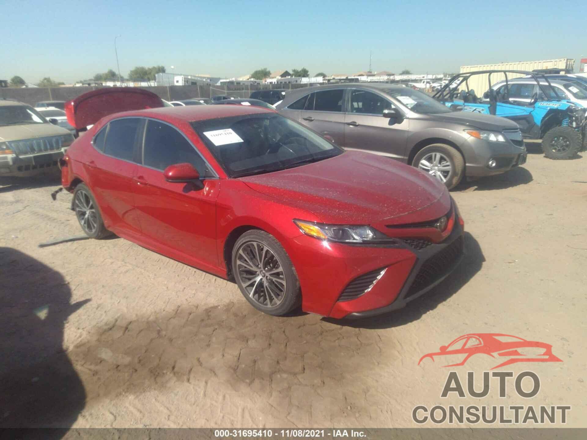 TOYOTA CAMRY 2019 - 4T1B11HK1KU251943