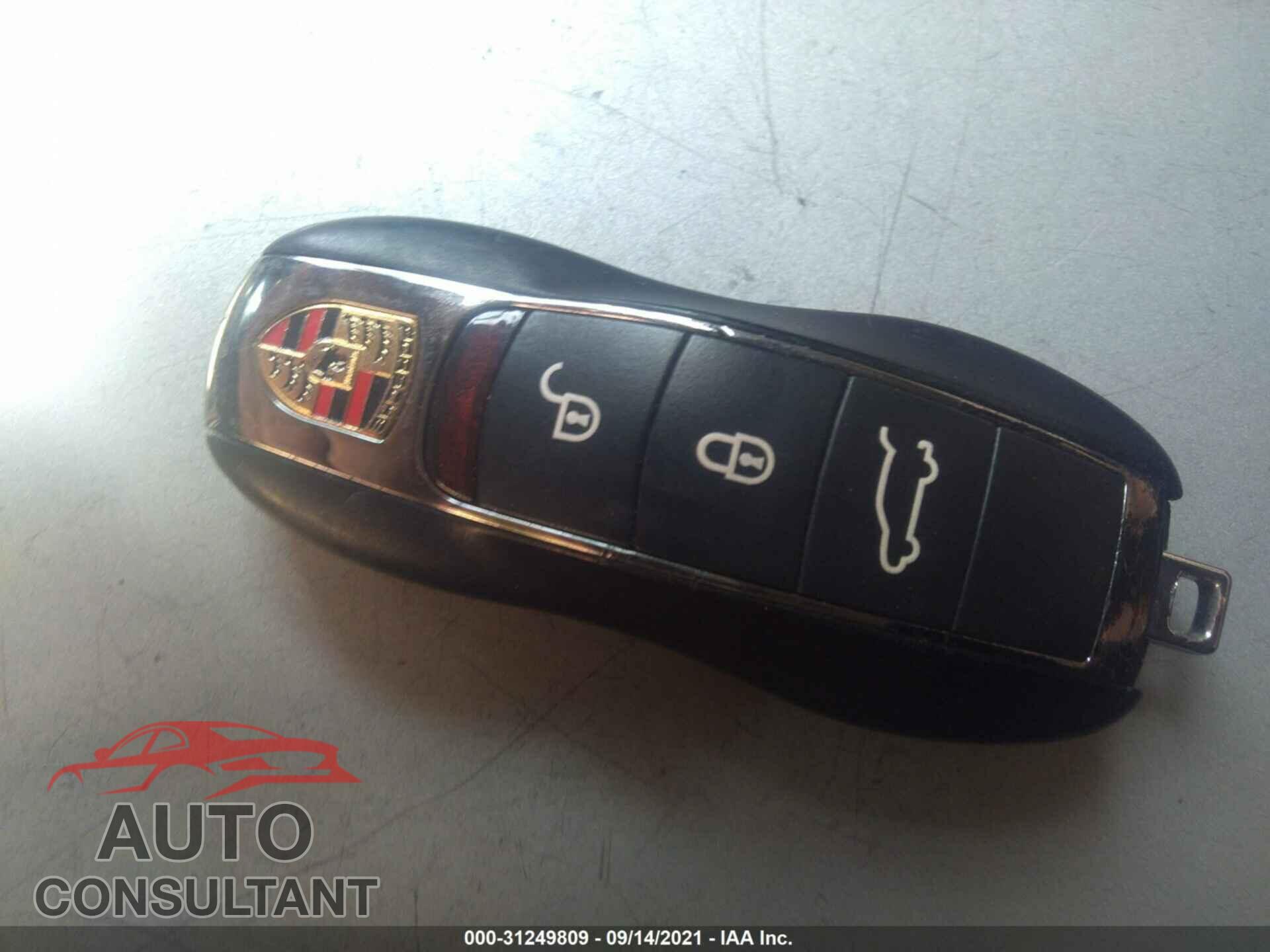 PORSCHE MACAN 2016 - WP1AF2A56GLB93058