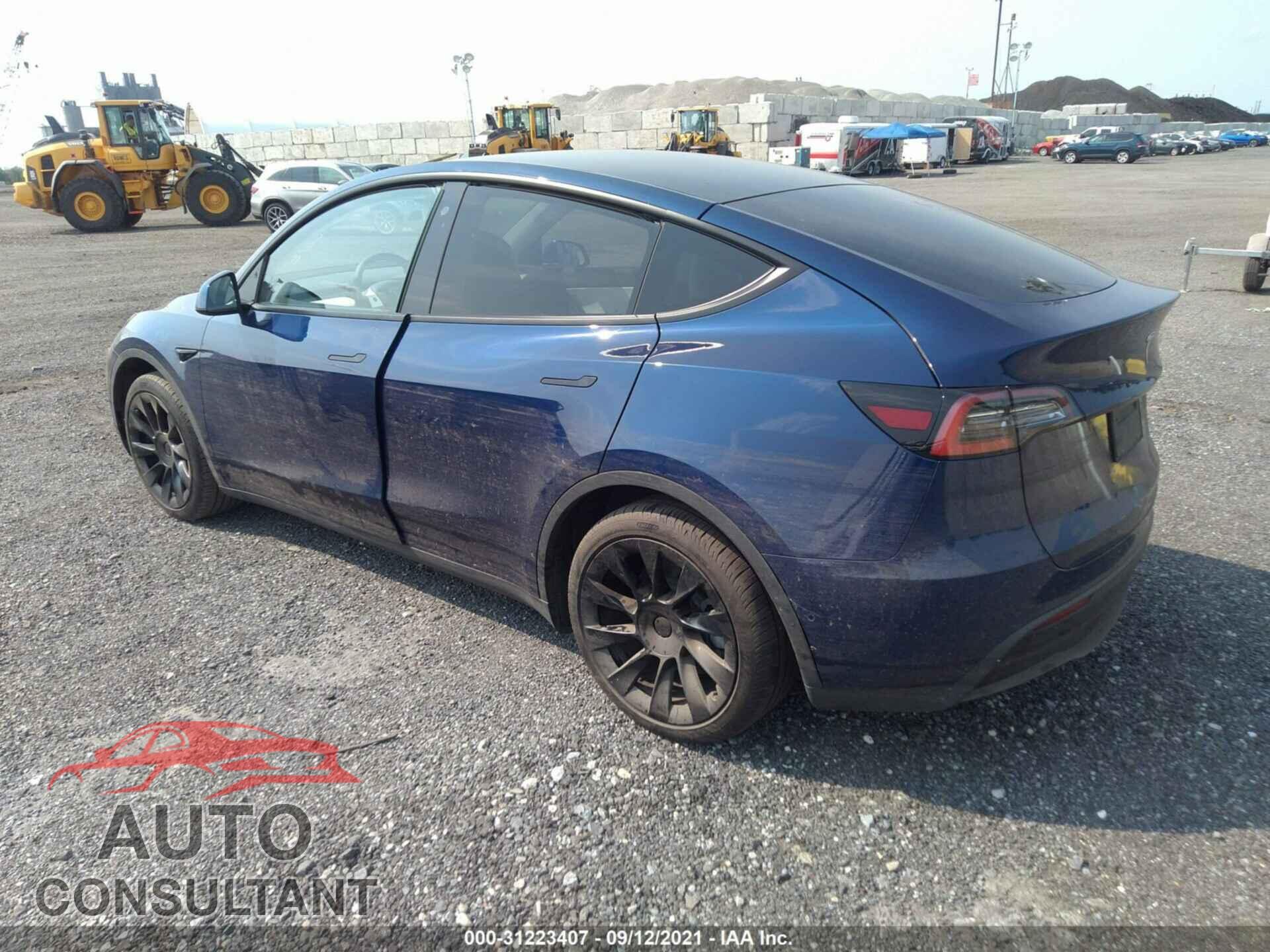 TESLA MODEL Y 2021 - 5YJYGDEE7MF060214