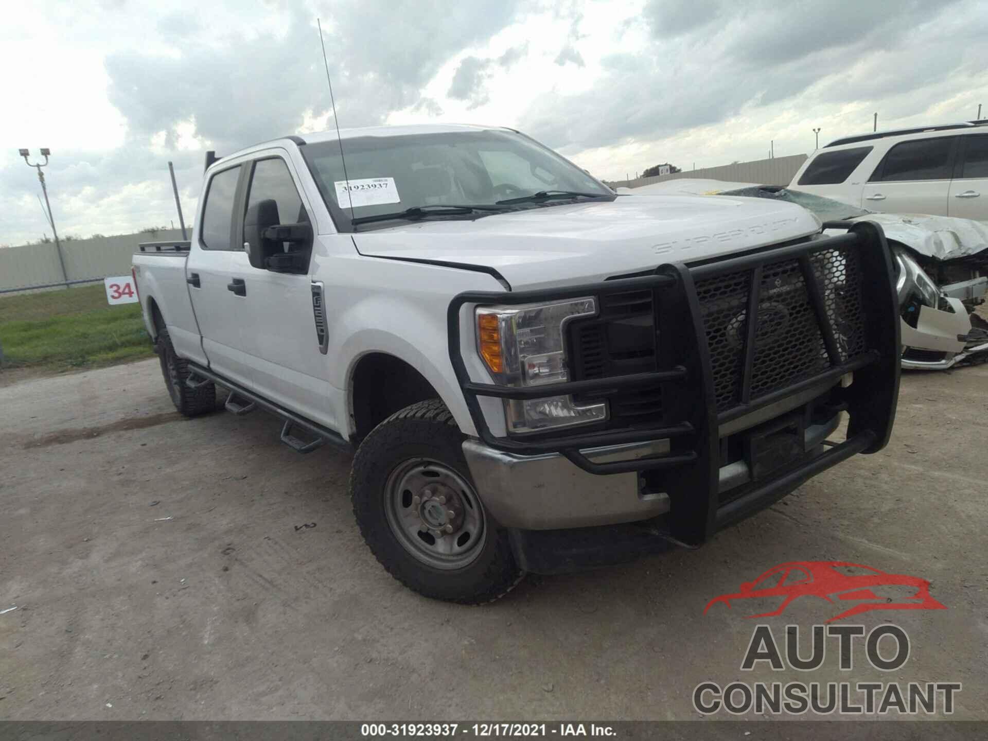 FORD SUPER DUTY F-250 SRW 2017 - 1FT7W2B67HEE94124