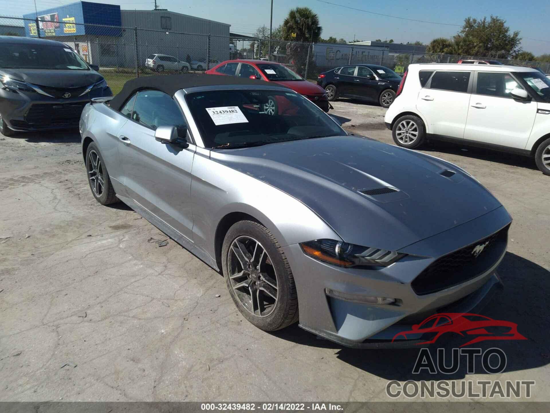 FORD MUSTANG 2021 - 1FATP8UH9M5107019