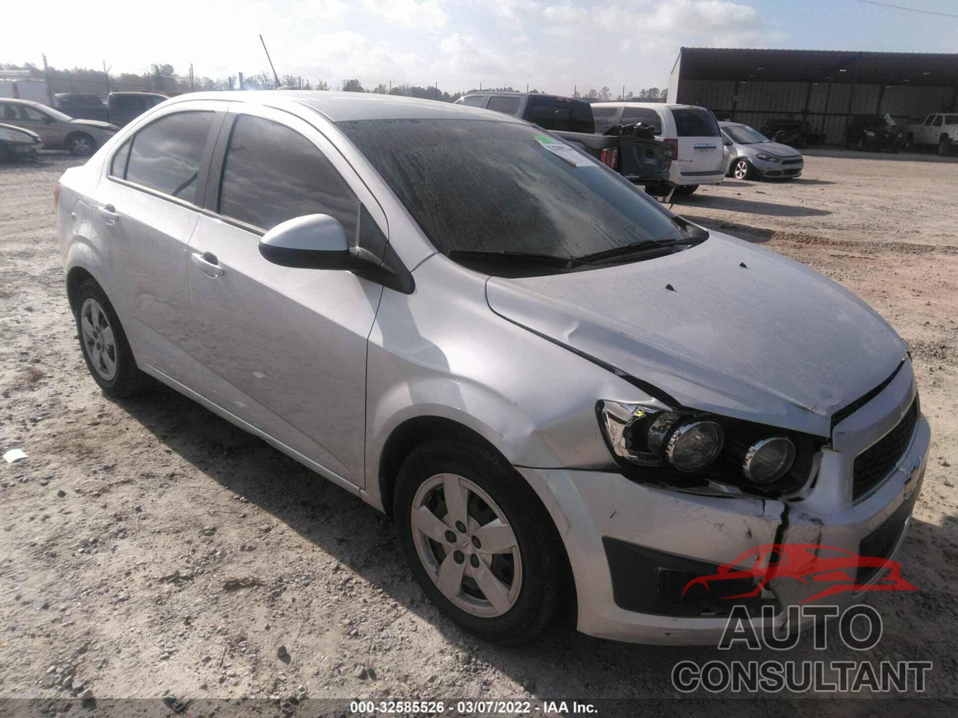 CHEVROLET SONIC 2016 - 1G1JA5SH0G4151658