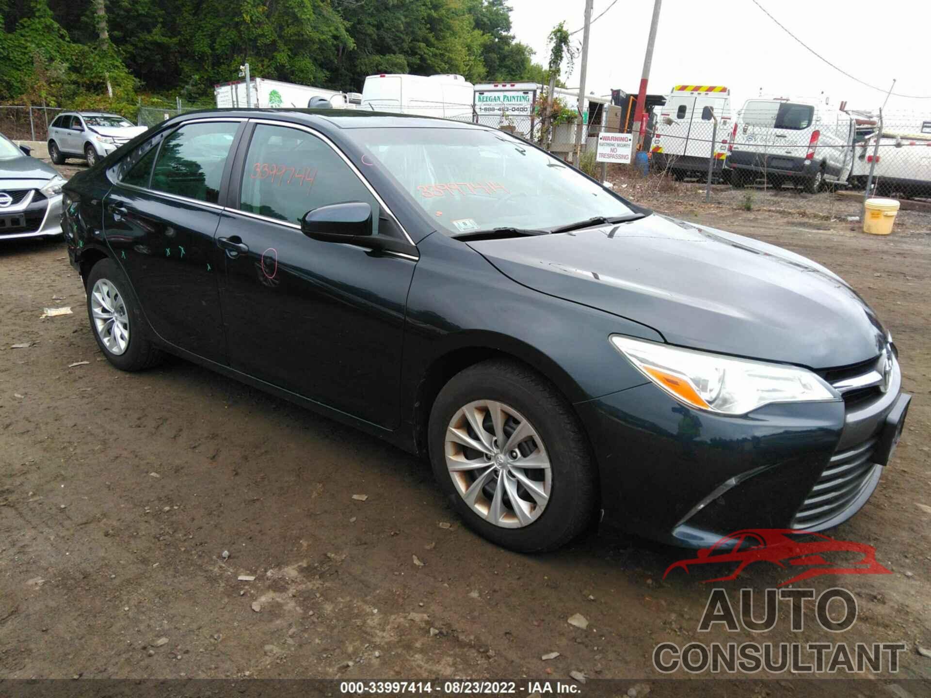 TOYOTA CAMRY 2016 - 4T4BF1FK1GR534781