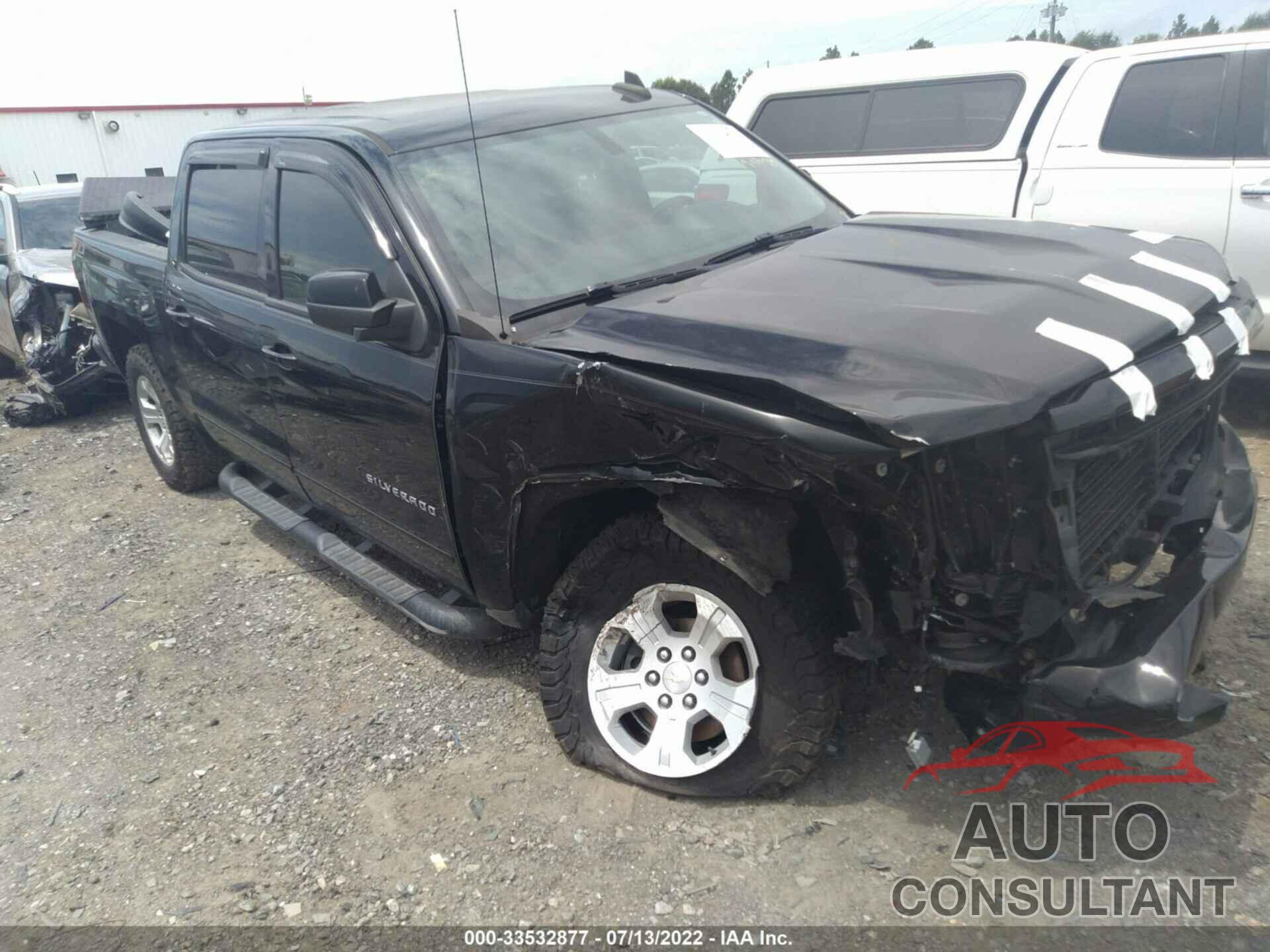 CHEVROLET SILVERADO 1500 2018 - 3GCUKREC7JG618545